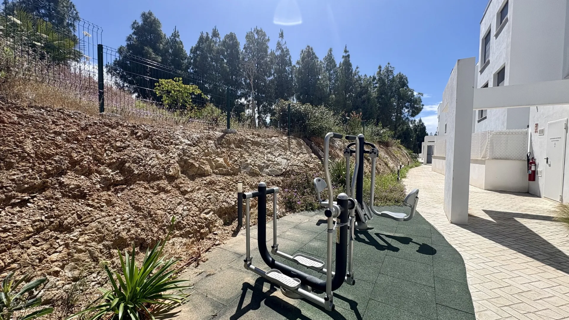 Ground floor apartment for sale in El Chaparral