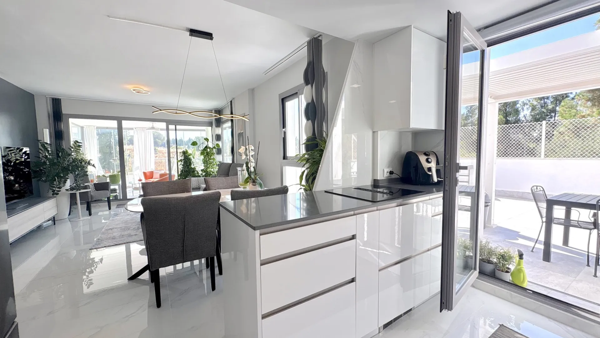 Ground floor apartment for sale in El Chaparral