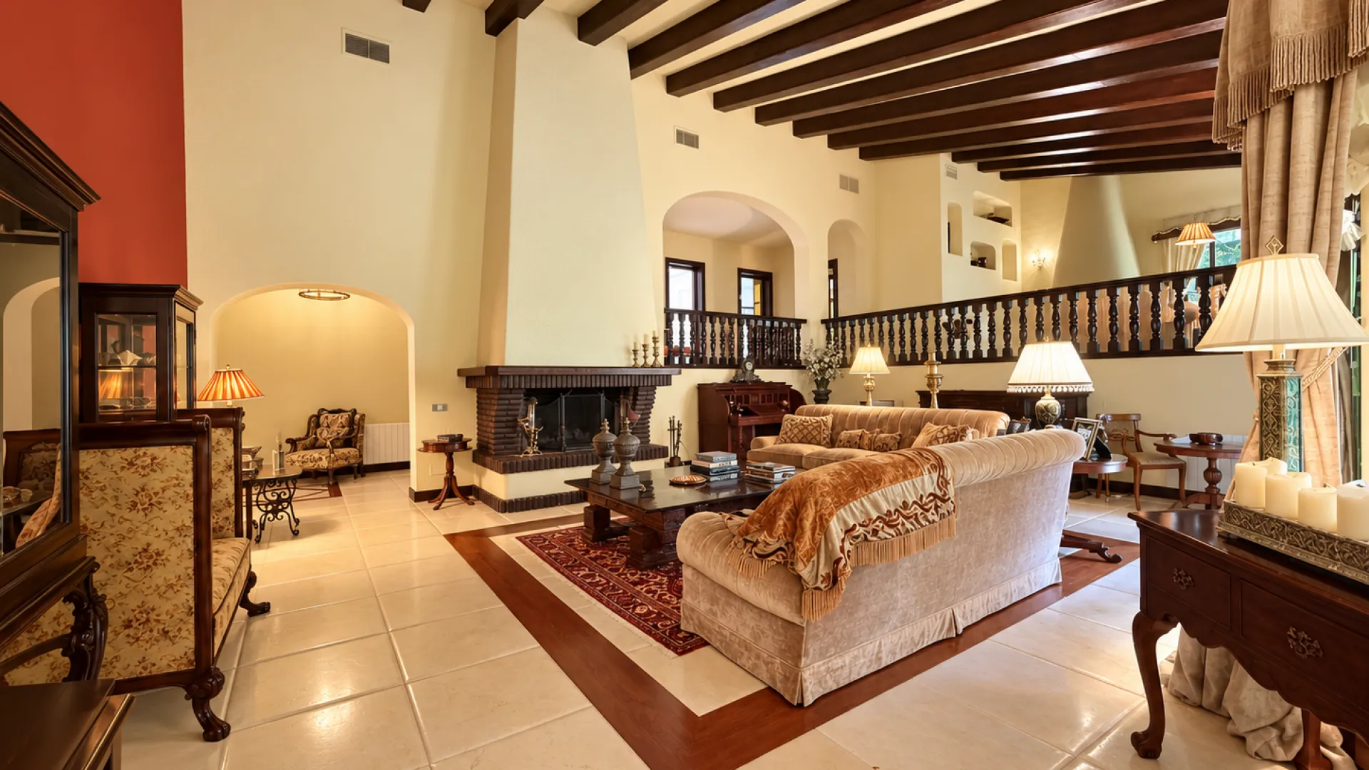 For sale house in Calahonda with 7 bedrooms