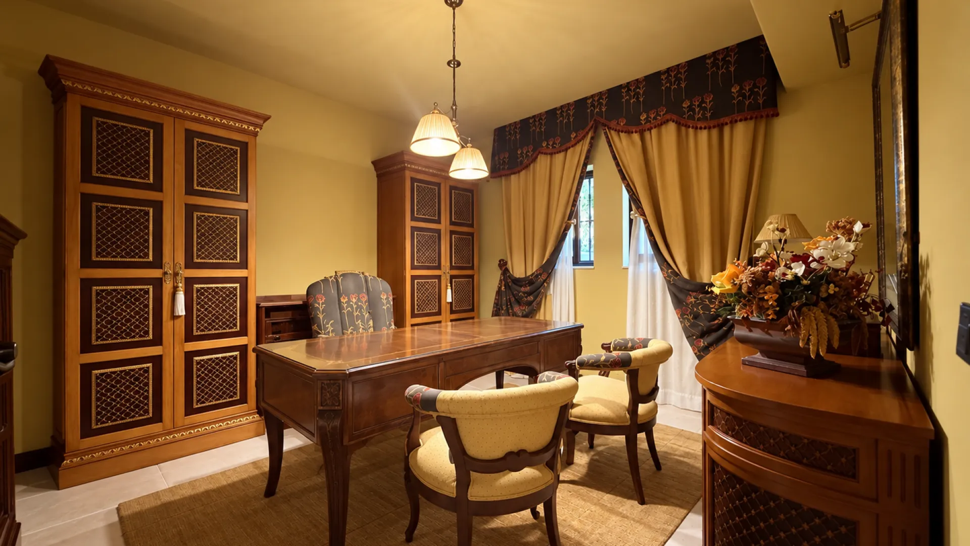 For sale house in Calahonda with 7 bedrooms