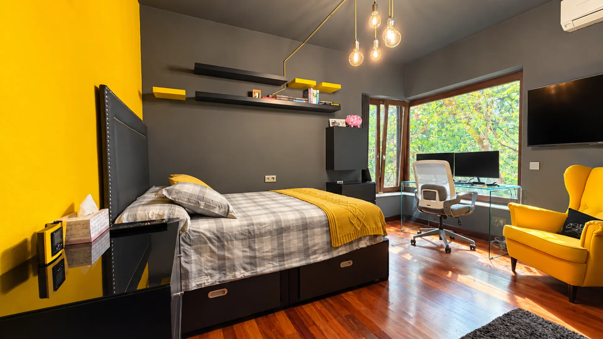 For sale house in Calahonda with 7 bedrooms