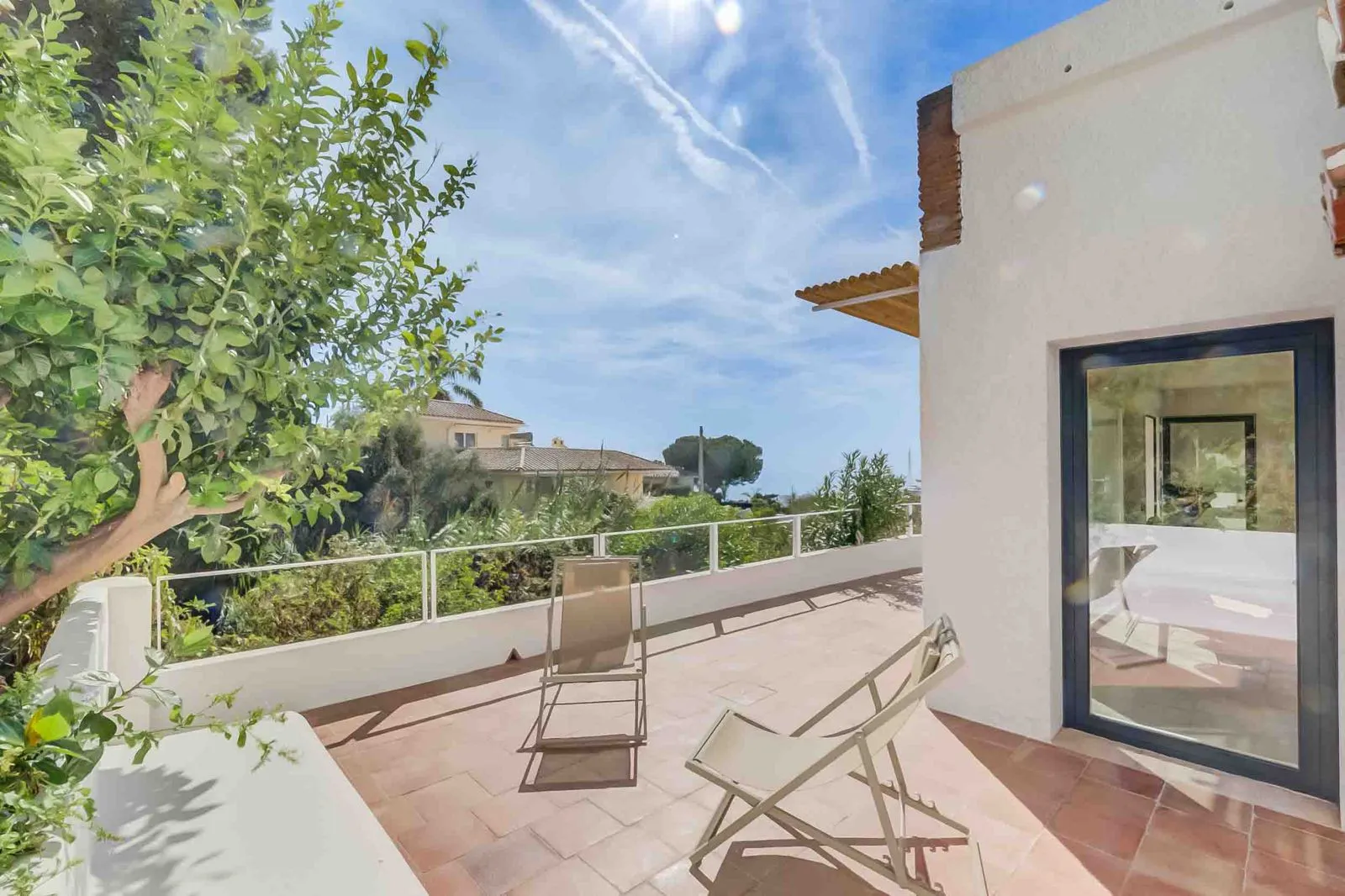 Buy 2 bedrooms apartment in Benalmadena Costa