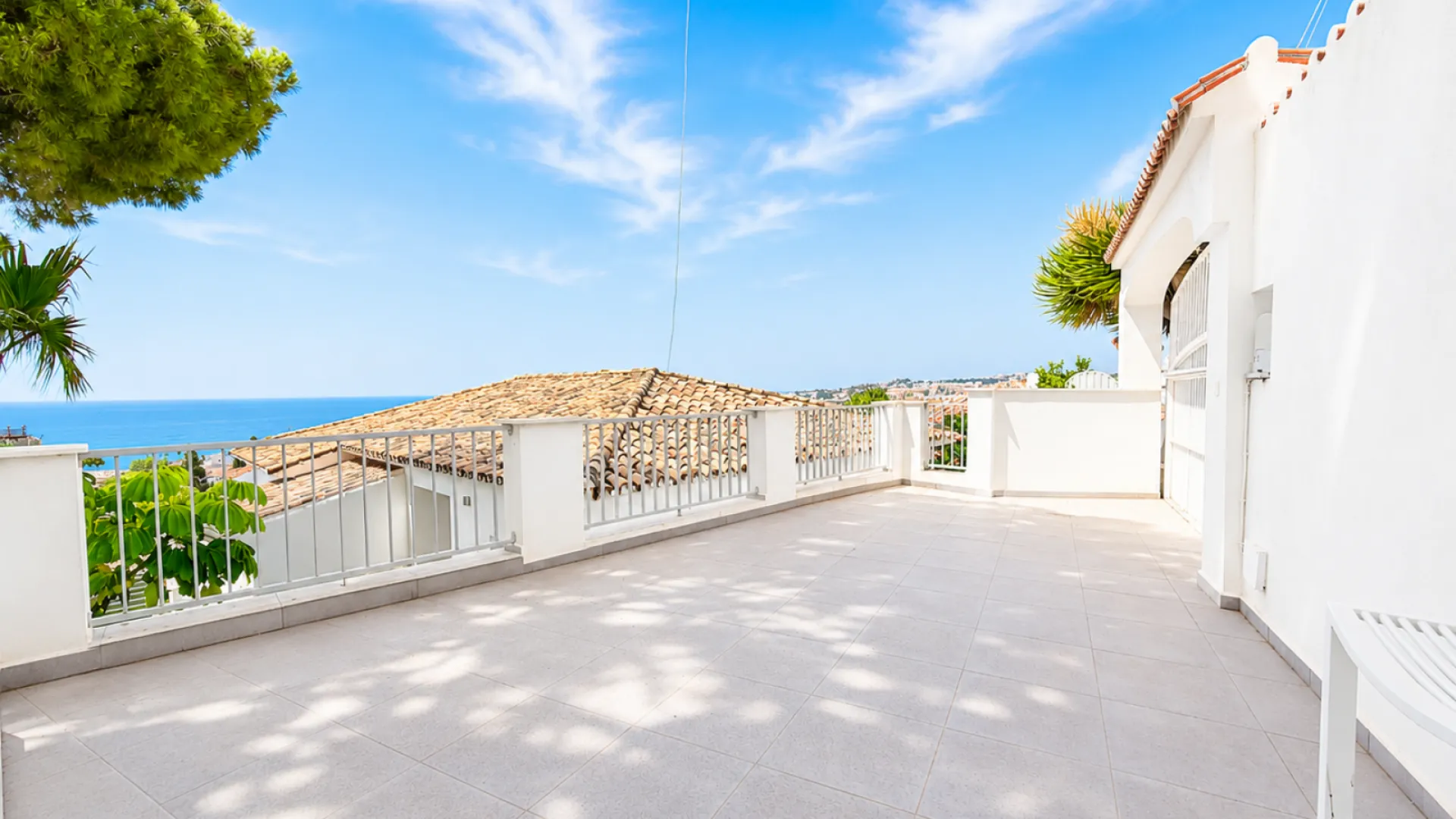 Villa en venta en Cala de Mijas con 4 dormitorios