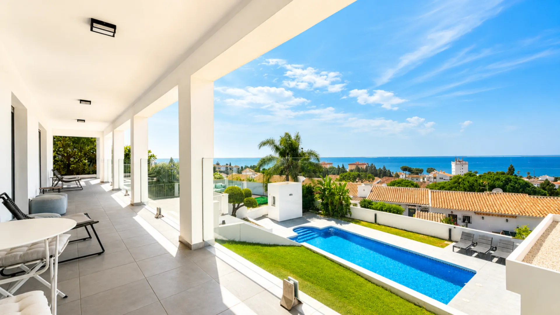 Villa en venta en Cala de Mijas con 4 dormitorios