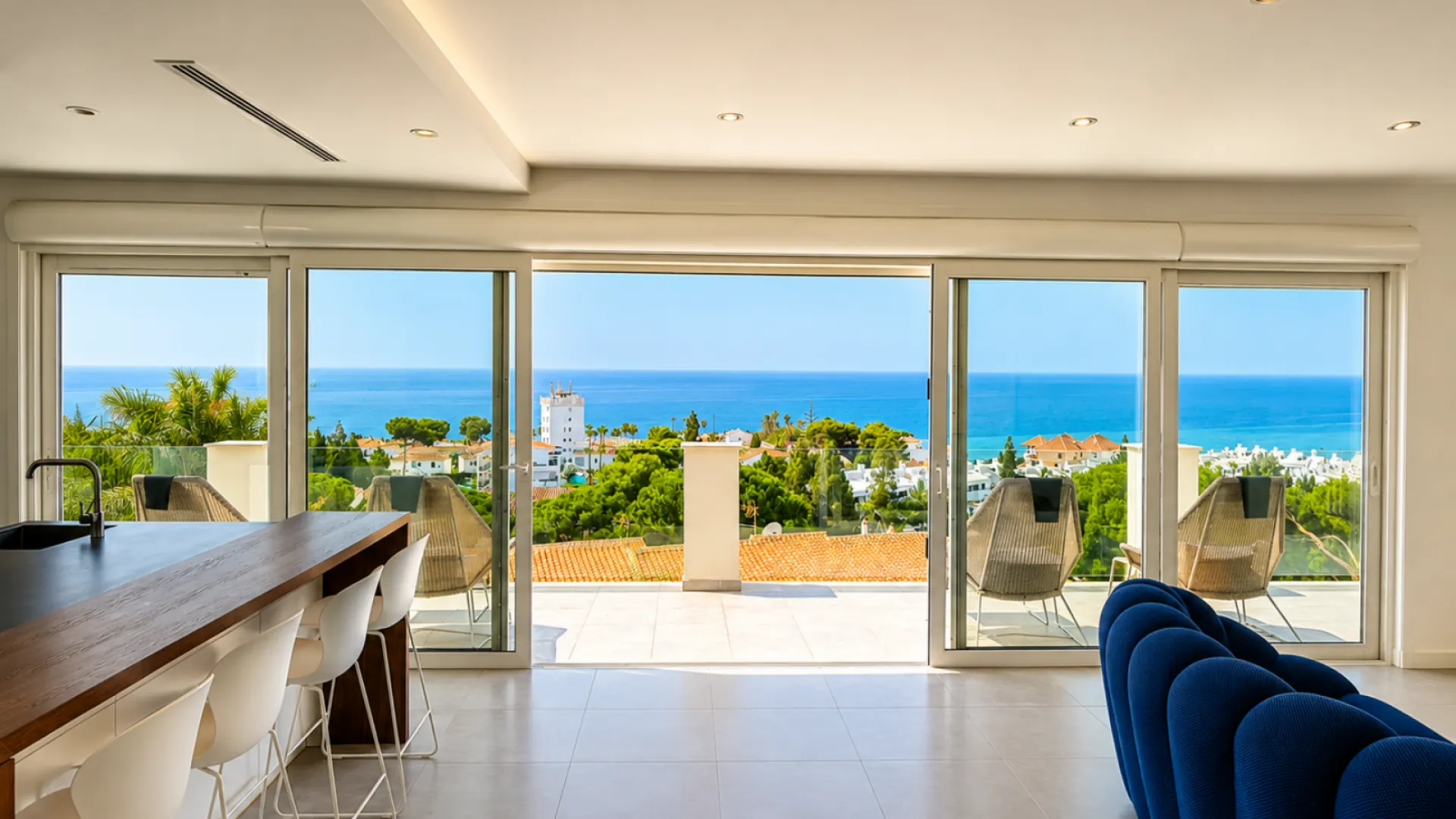 Villa en venta en Cala de Mijas con 4 dormitorios