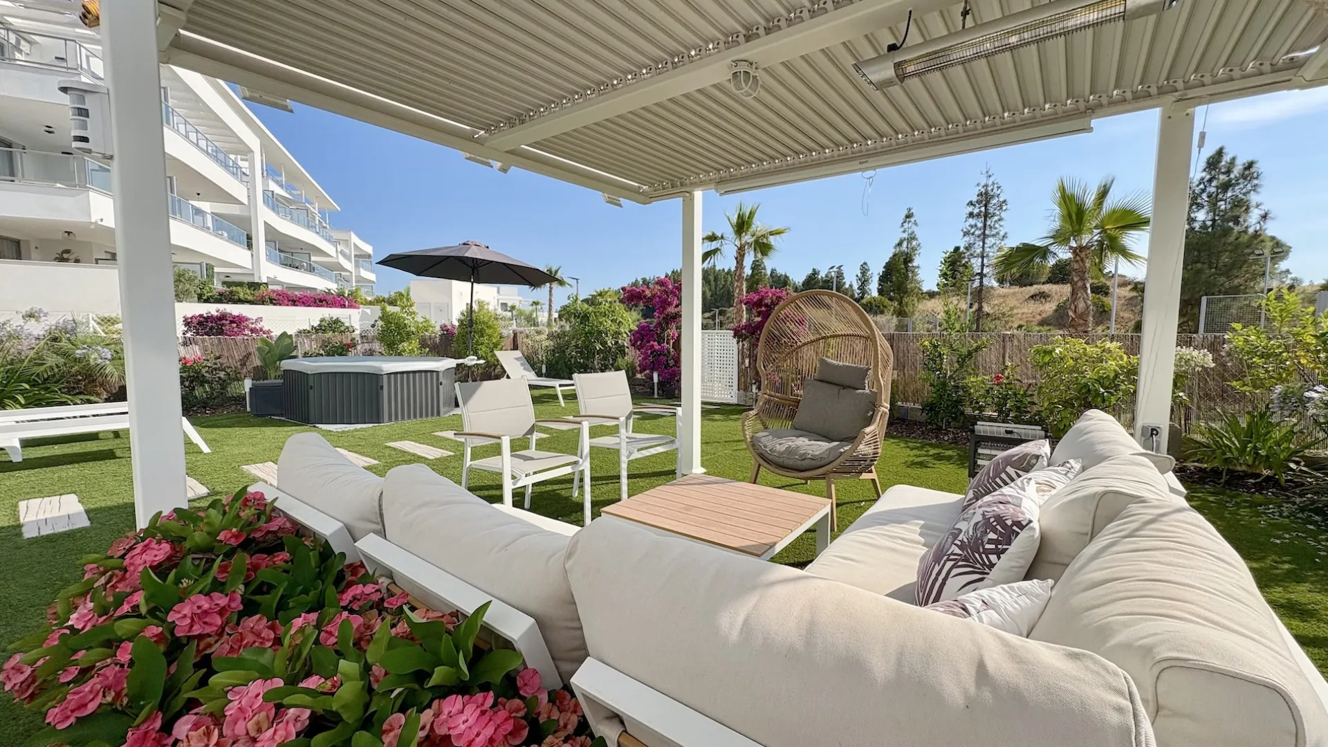 Ground floor apartment for sale in El Chaparral