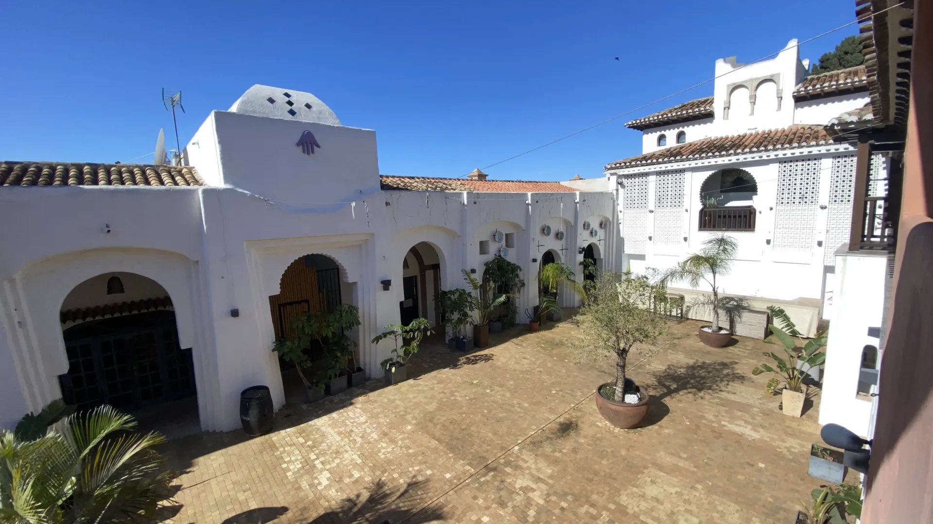 For sale Calahonda commercial premises