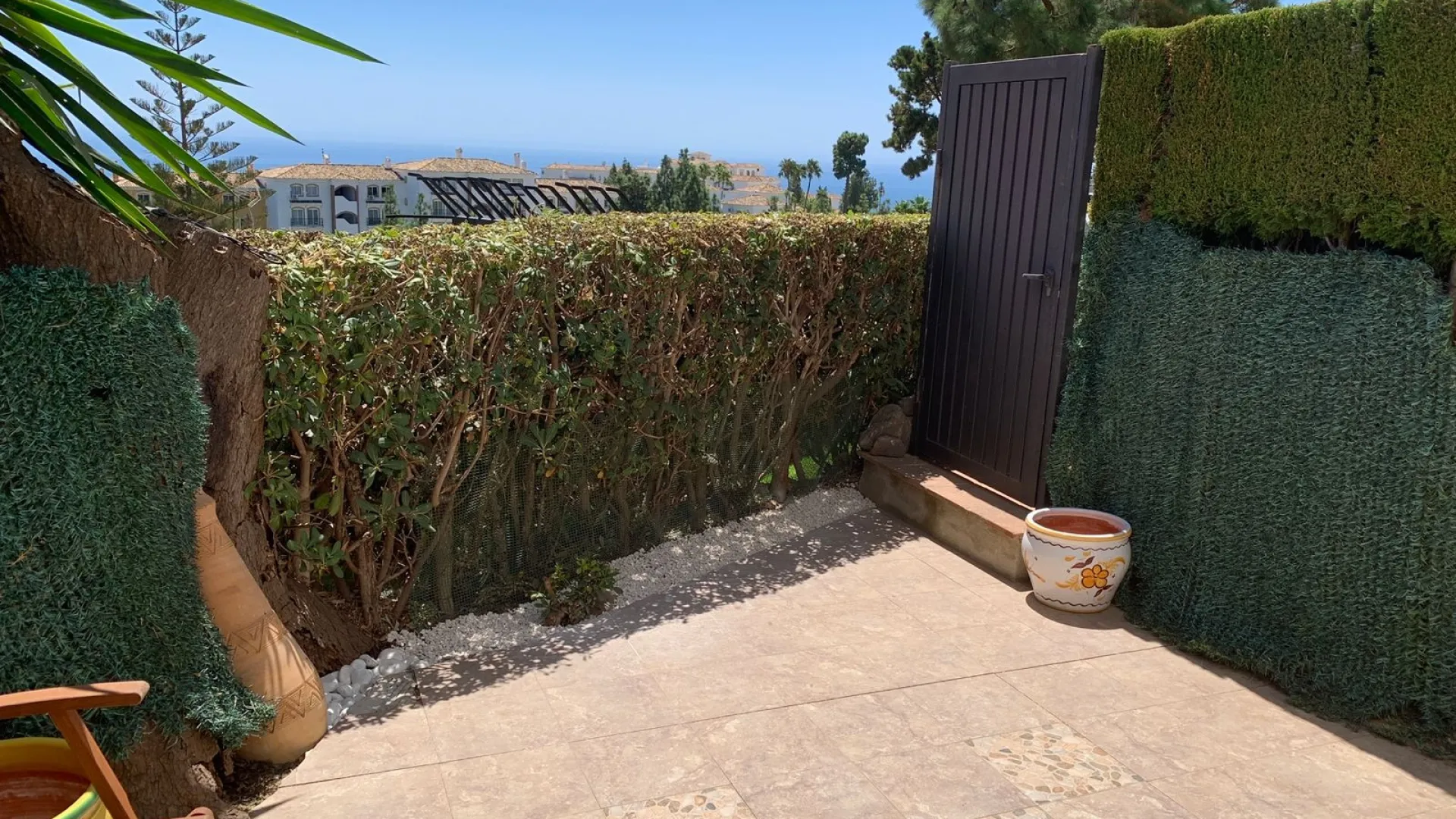 Ground floor apartment for sale in Sitio de Calahonda with 2 bedrooms