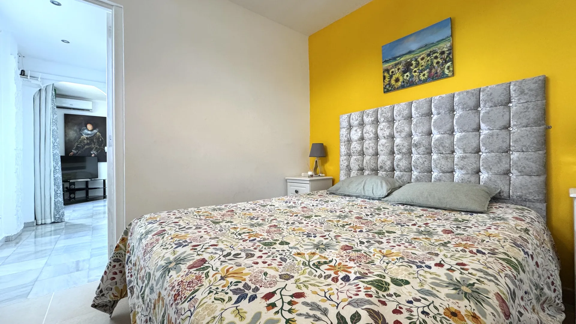 Ground floor apartment for sale in Sitio de Calahonda with 2 bedrooms