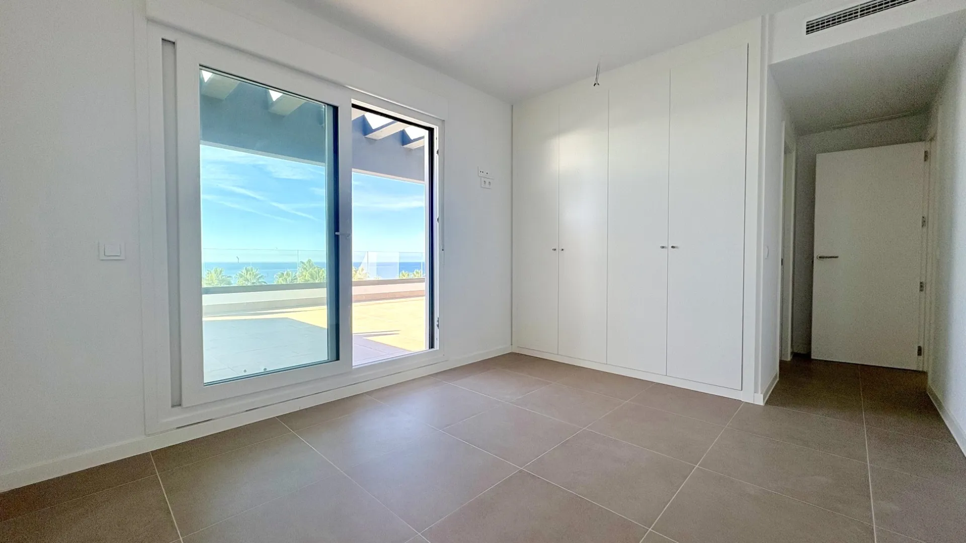 Playamarina, Ático de 3 dormitorios a la venta