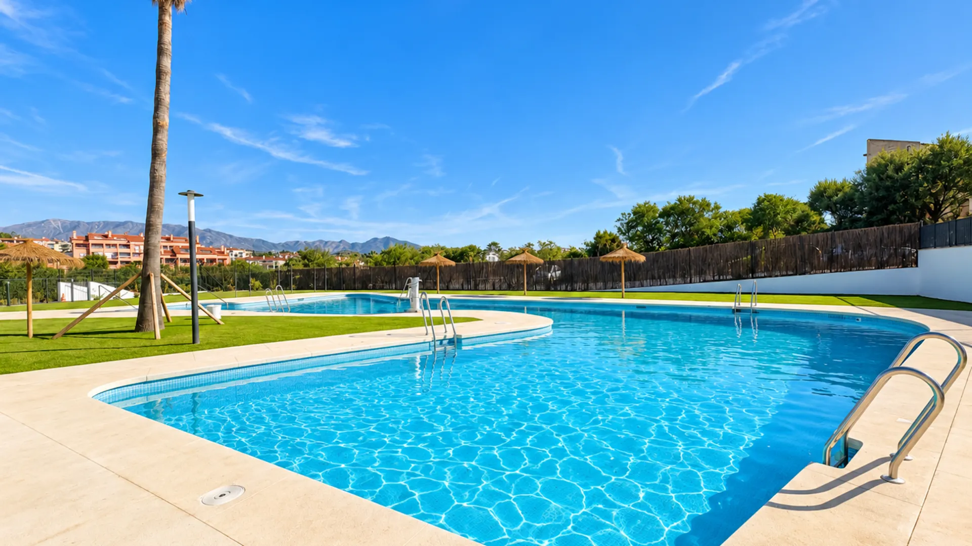 Apartment with 3 bedrooms for sale in Playamarina