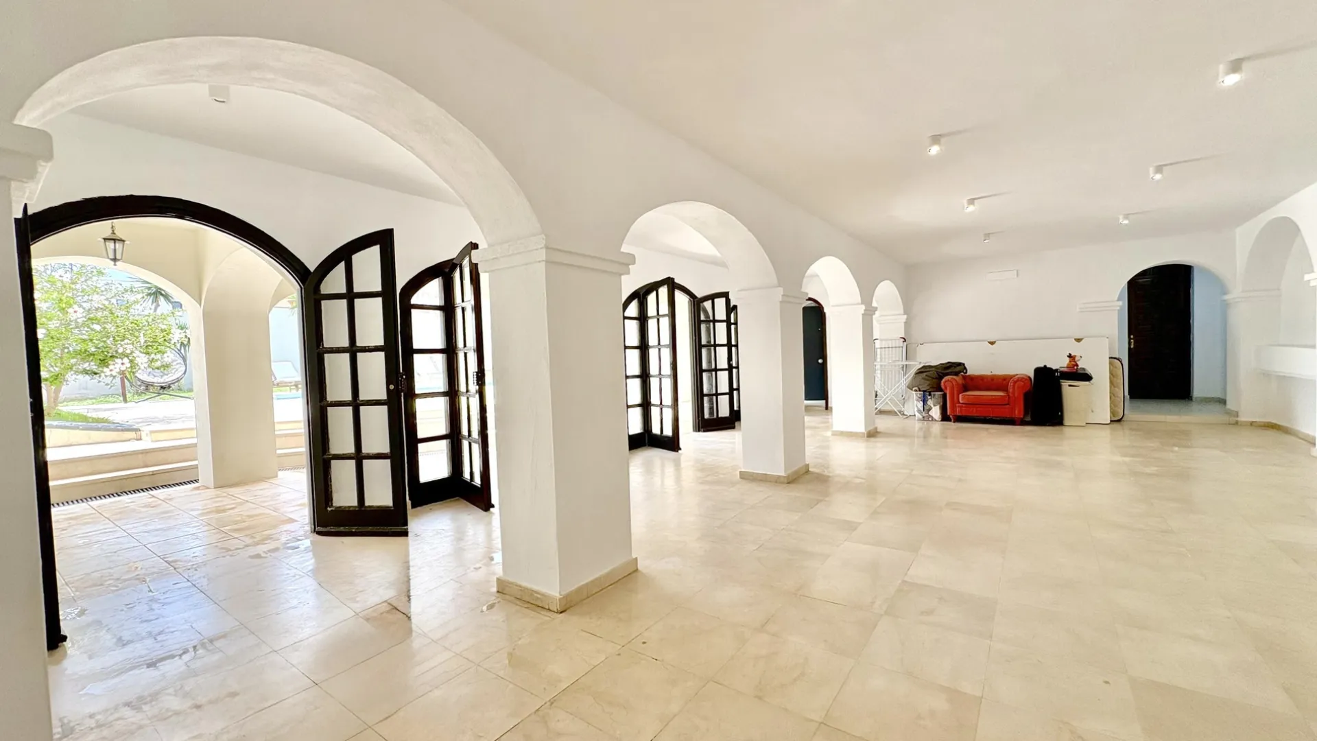 Buy house in El Faro de Calaburras with 7 bedrooms