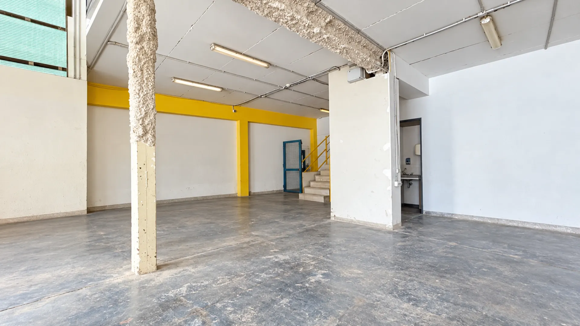 For sale San Pedro de Alcantara store room
