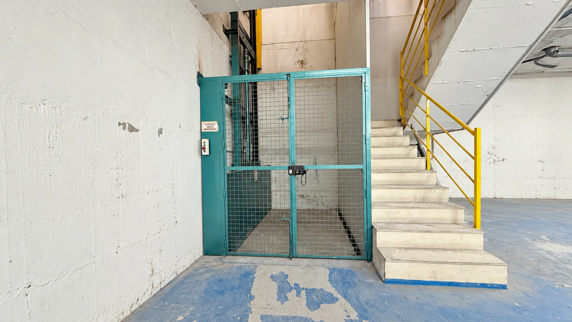 For sale San Pedro de Alcantara store room