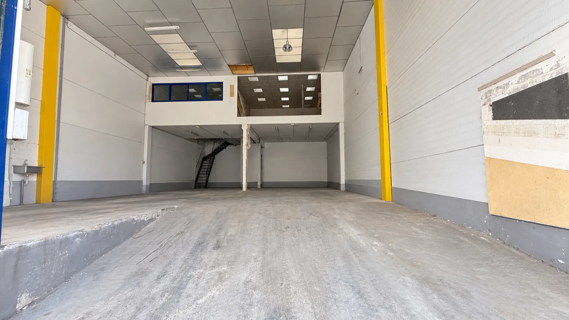 For sale San Pedro de Alcantara store room