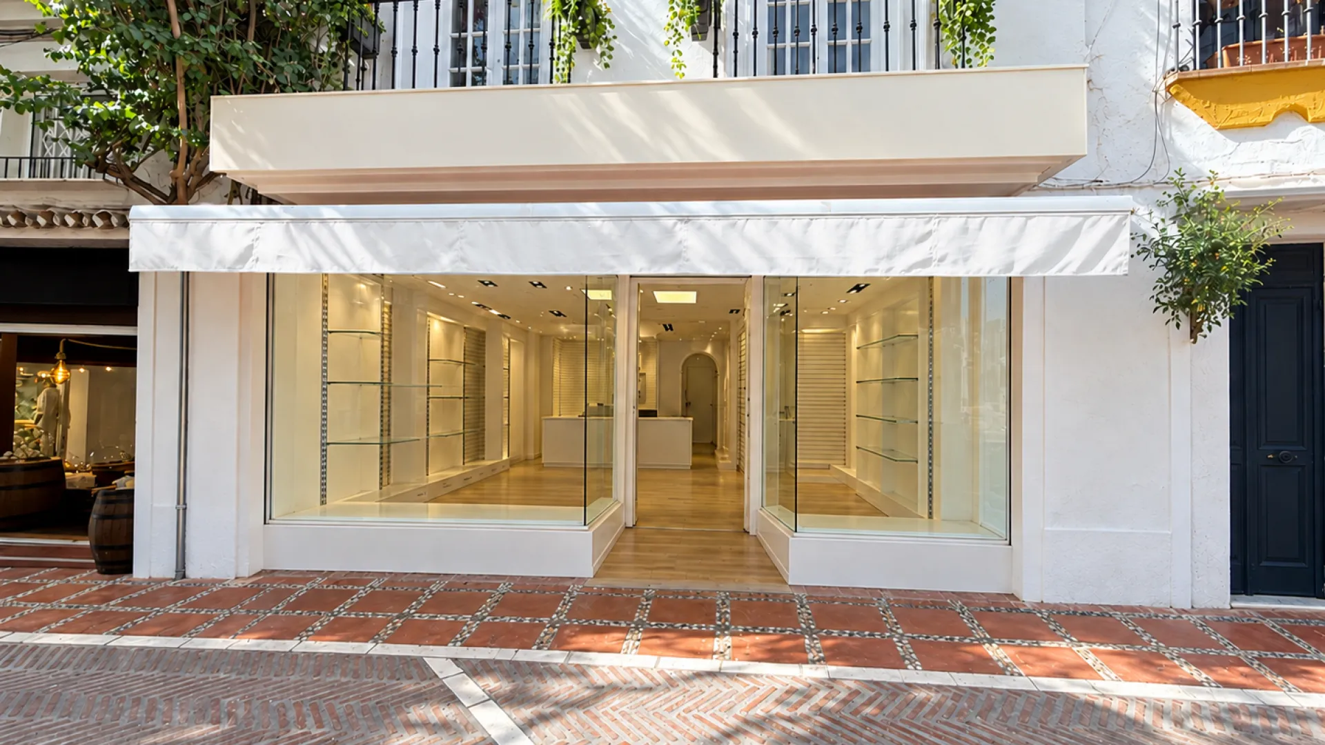 Marbella Centro building for sale