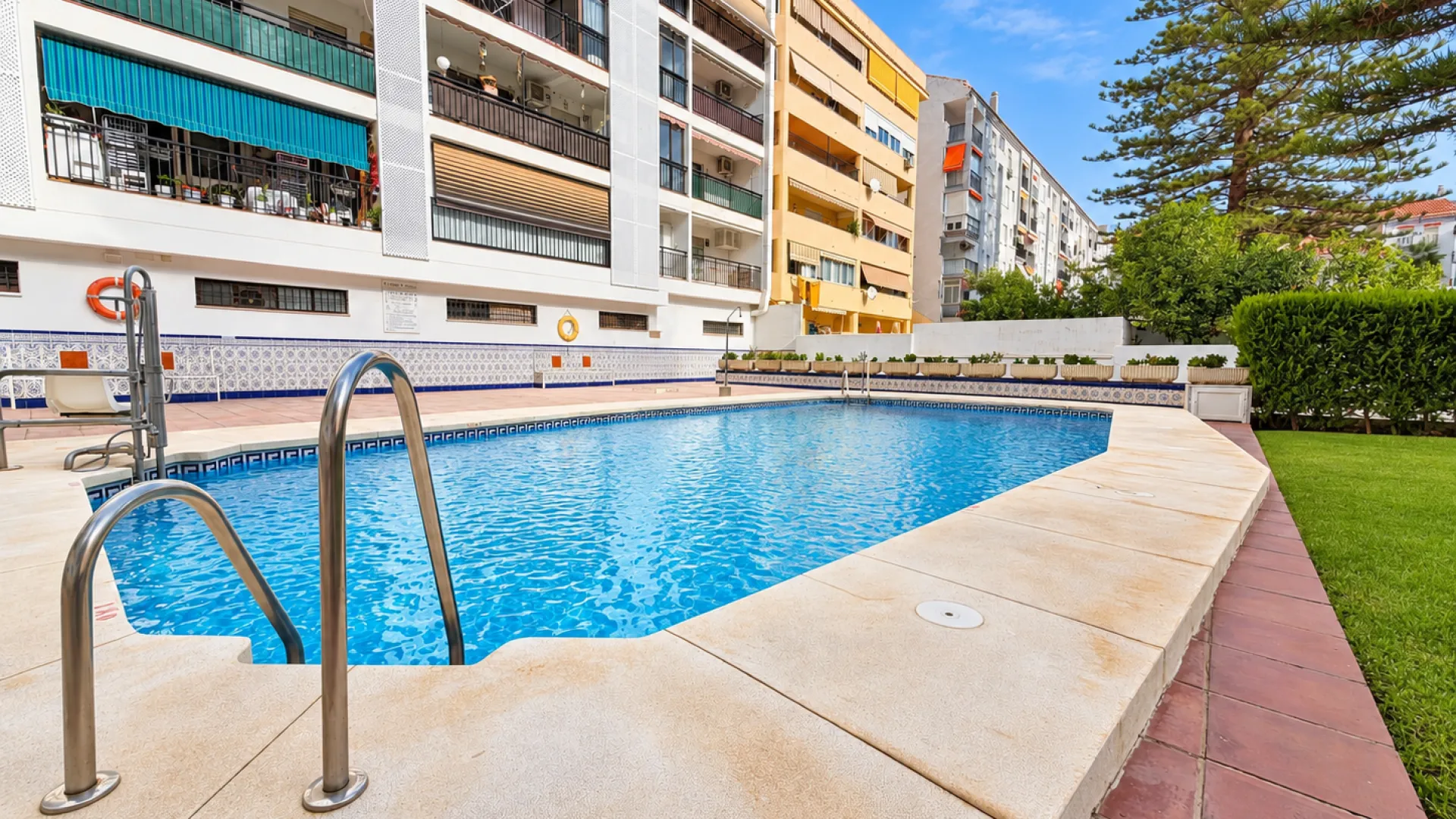 Buy apartment in Fuengirola Centro with 3 bedrooms