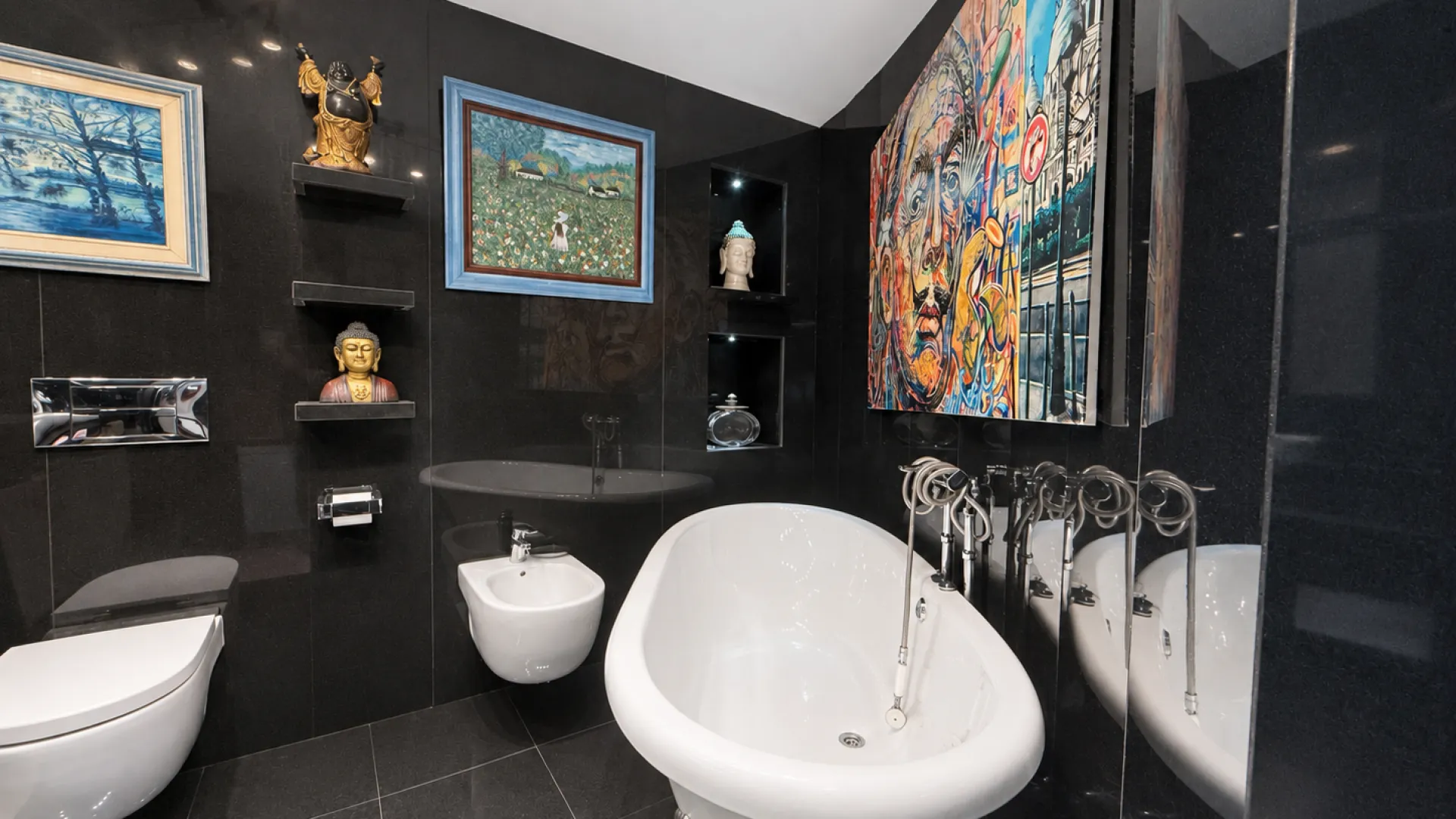 For sale house with 3 bedrooms in Estepona