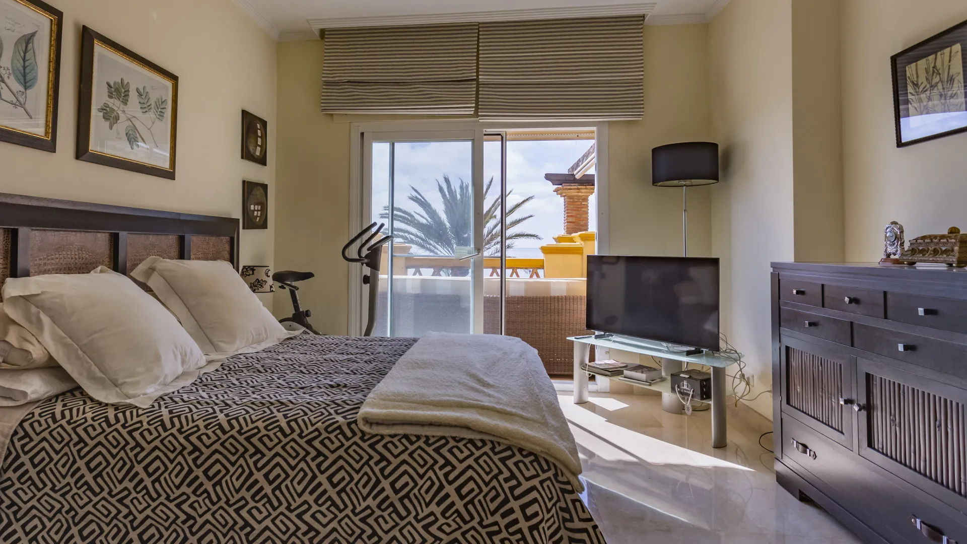 Apartamento con 3 dormitorios en venta en Rio Real
