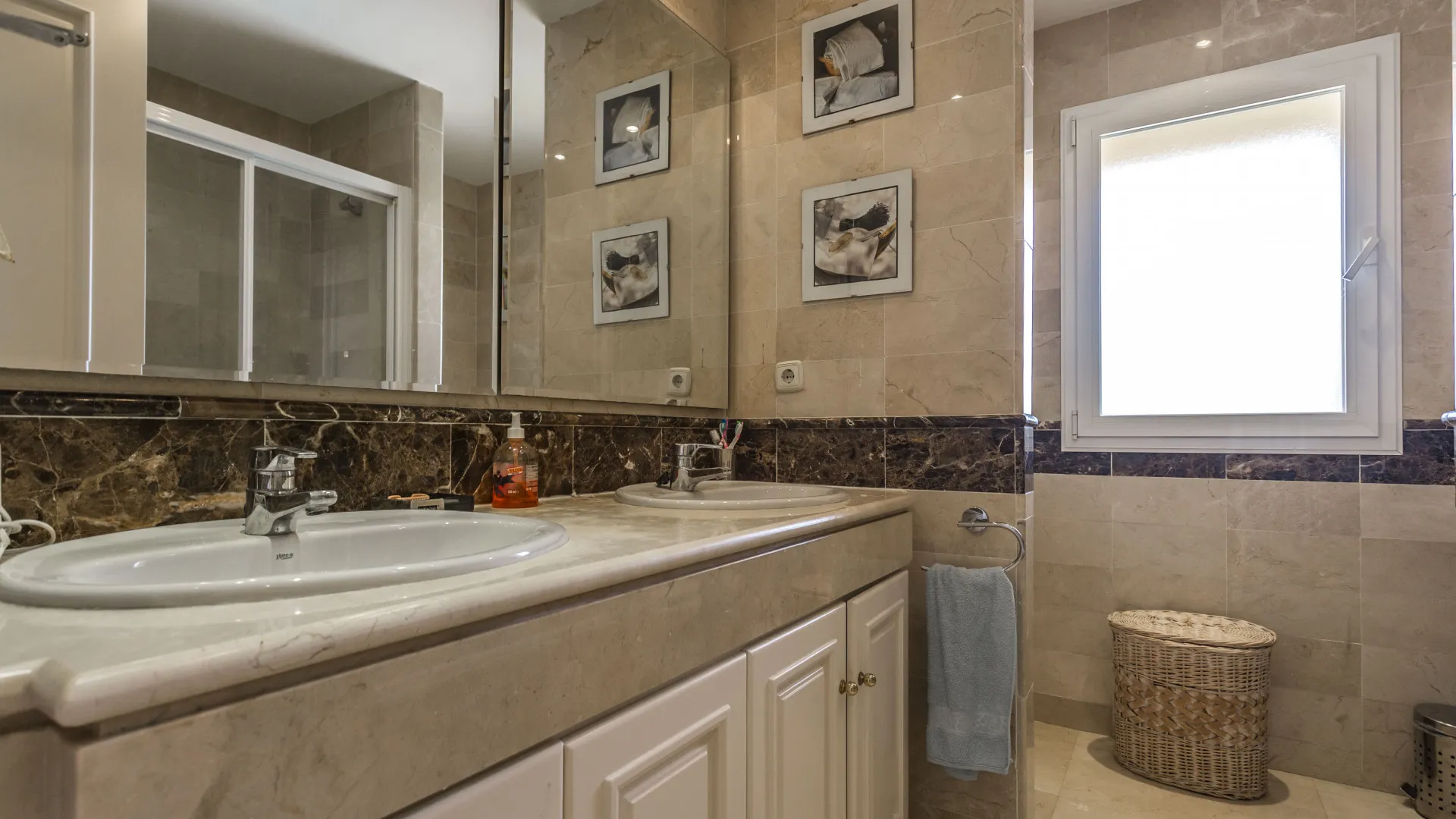 Apartamento con 3 dormitorios en venta en Rio Real