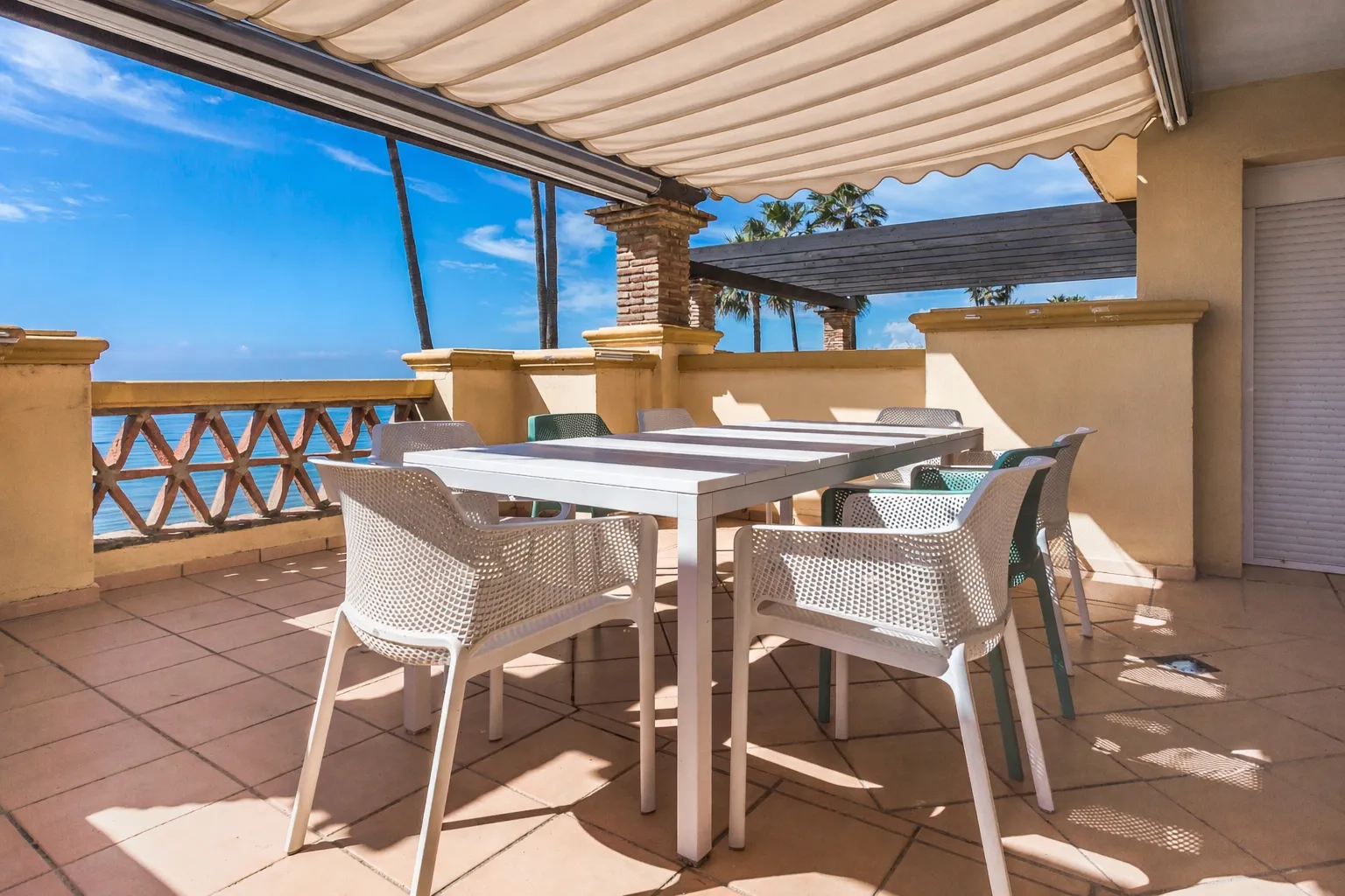Apartamento con 3 dormitorios en venta en Rio Real