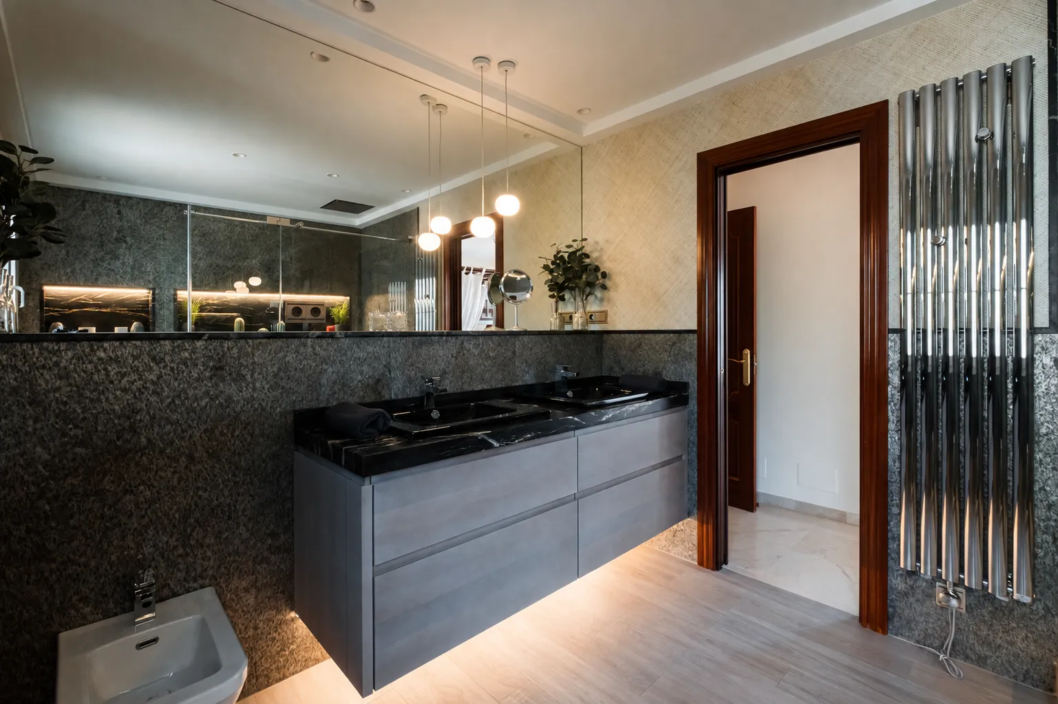 Se vende chalet en Alhaurin de la Torre con 5 dormitorios