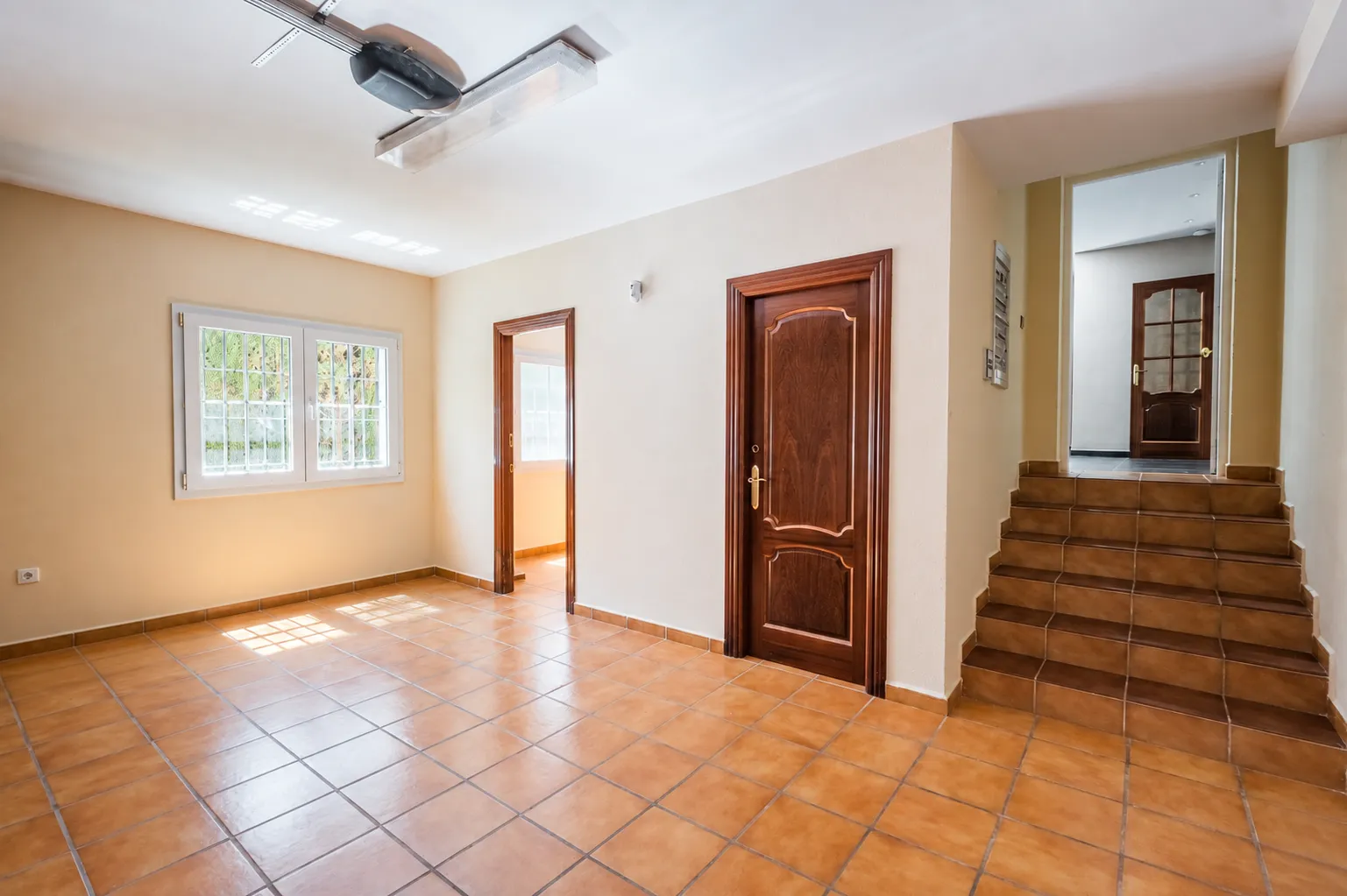 Se vende chalet en Alhaurin de la Torre con 5 dormitorios