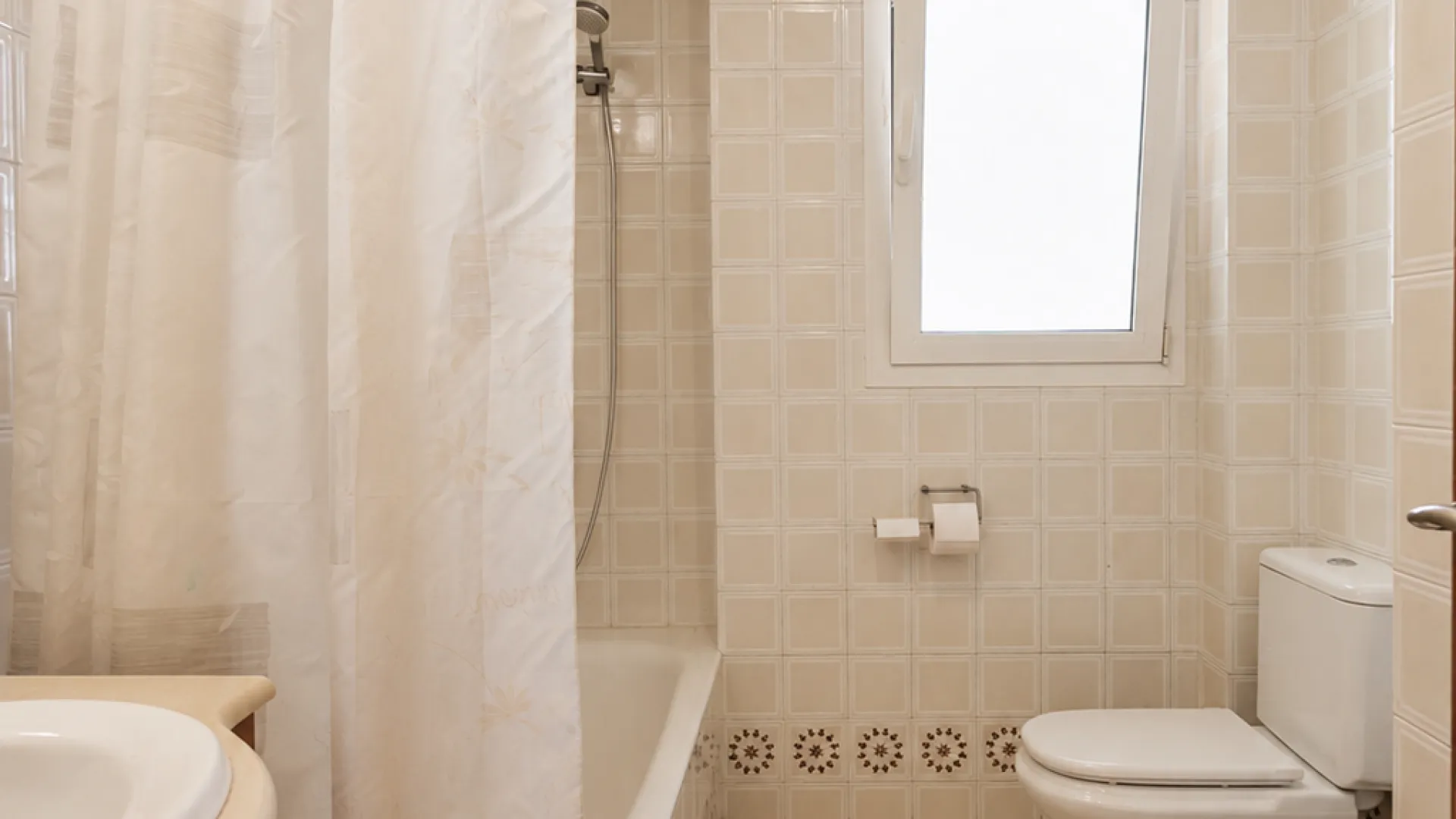 Apartment with 4 bedrooms for sale in Playa Bajadilla - Puertos