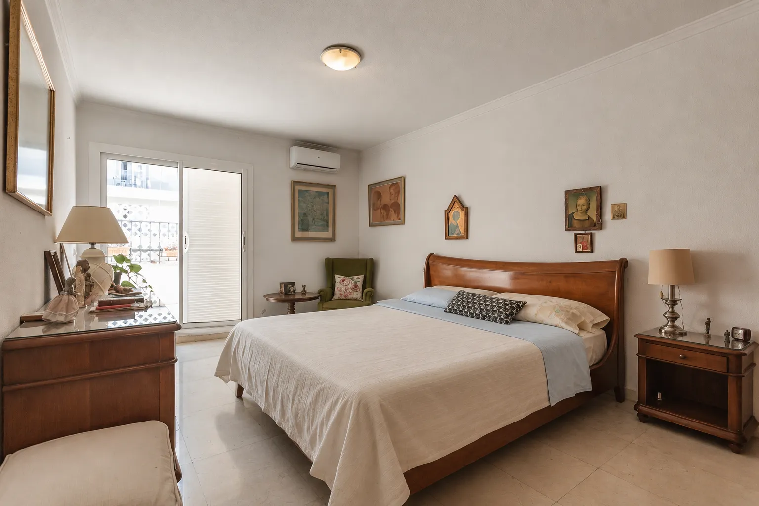 Apartment with 4 bedrooms for sale in Playa Bajadilla - Puertos