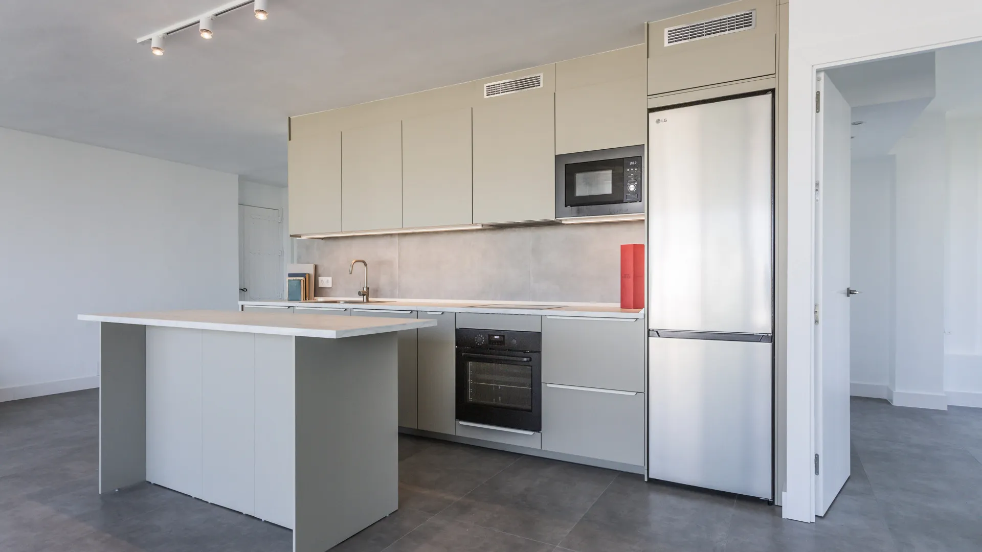 2 bedrooms apartment in Rio Real for sale