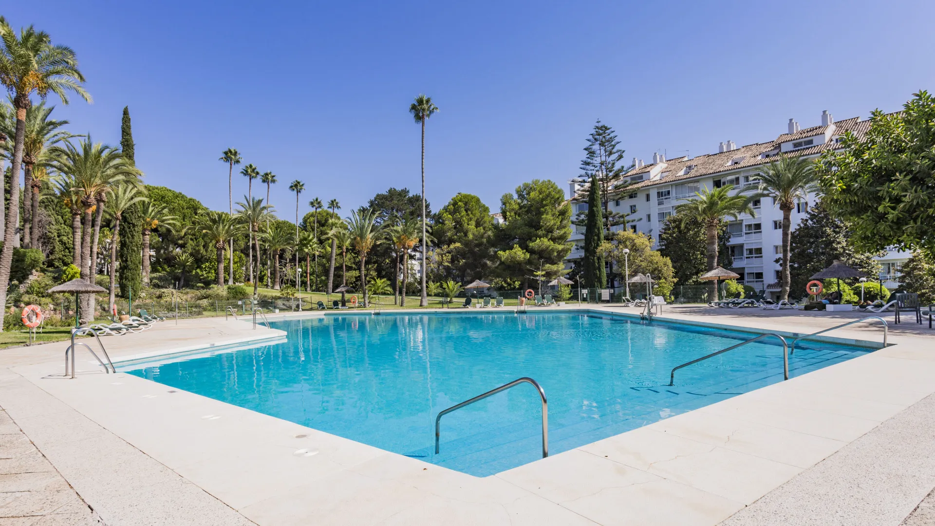 2 bedrooms apartment in Rio Real for sale