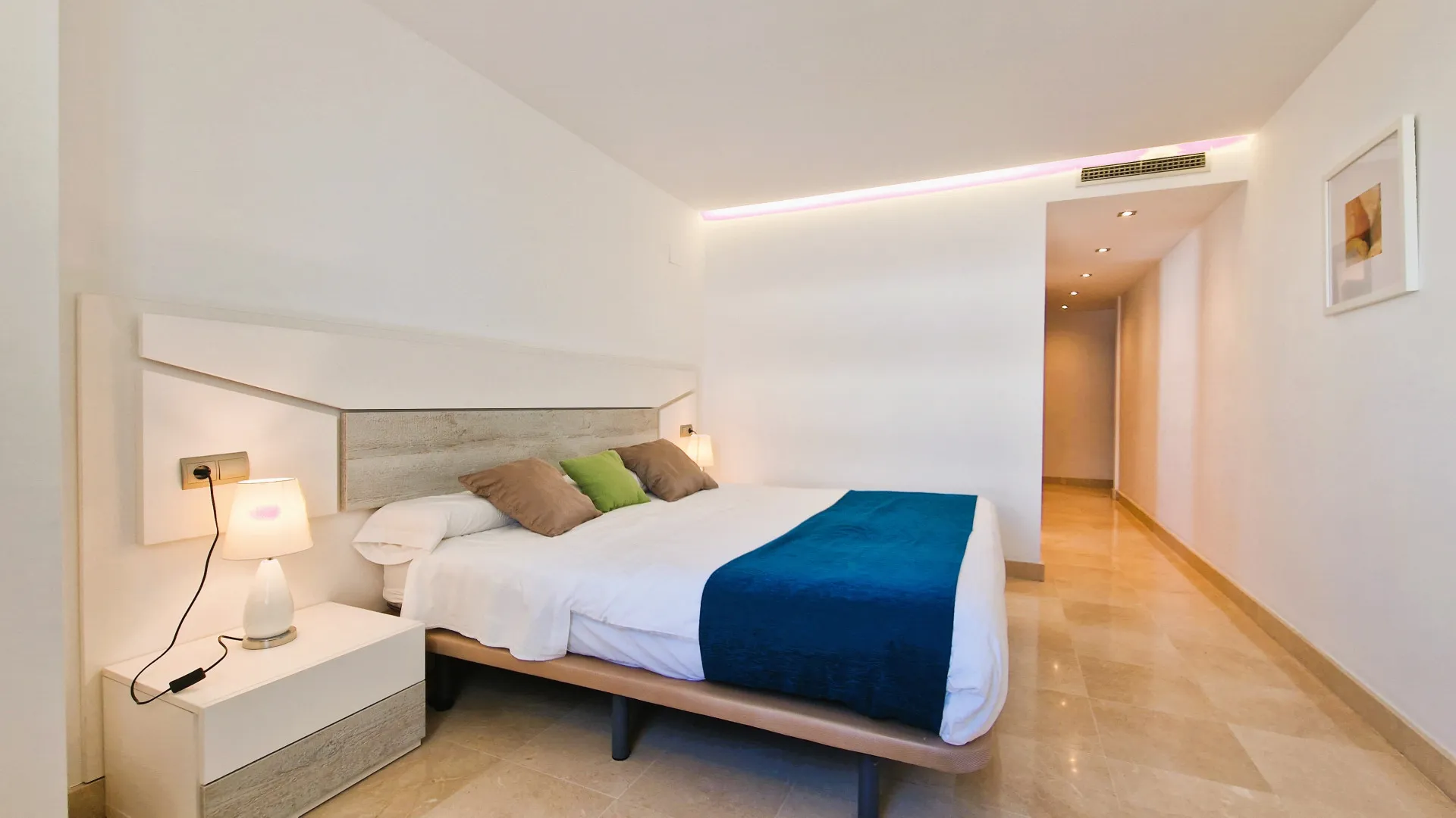 Atico duplex con 3 dormitorios en venta en San Pedro Playa