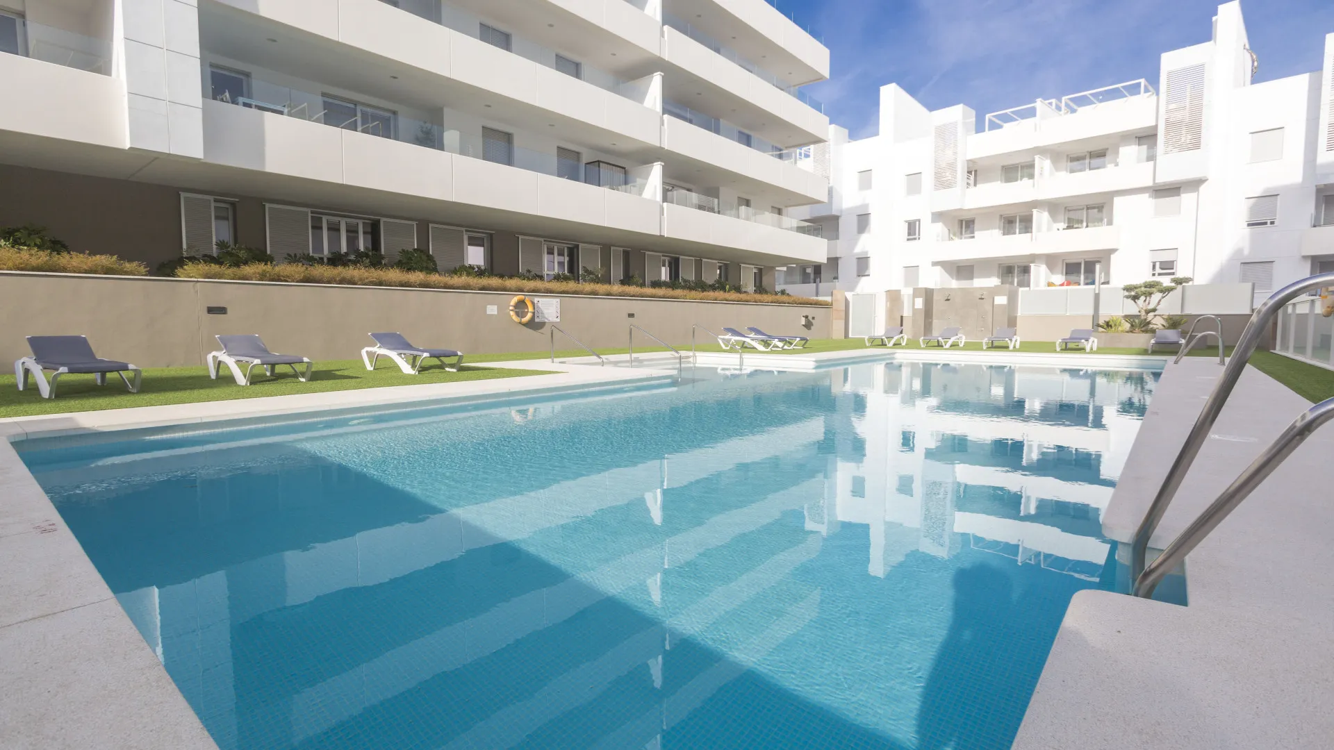 For sale San Pedro Playa apartment with 3 bedrooms