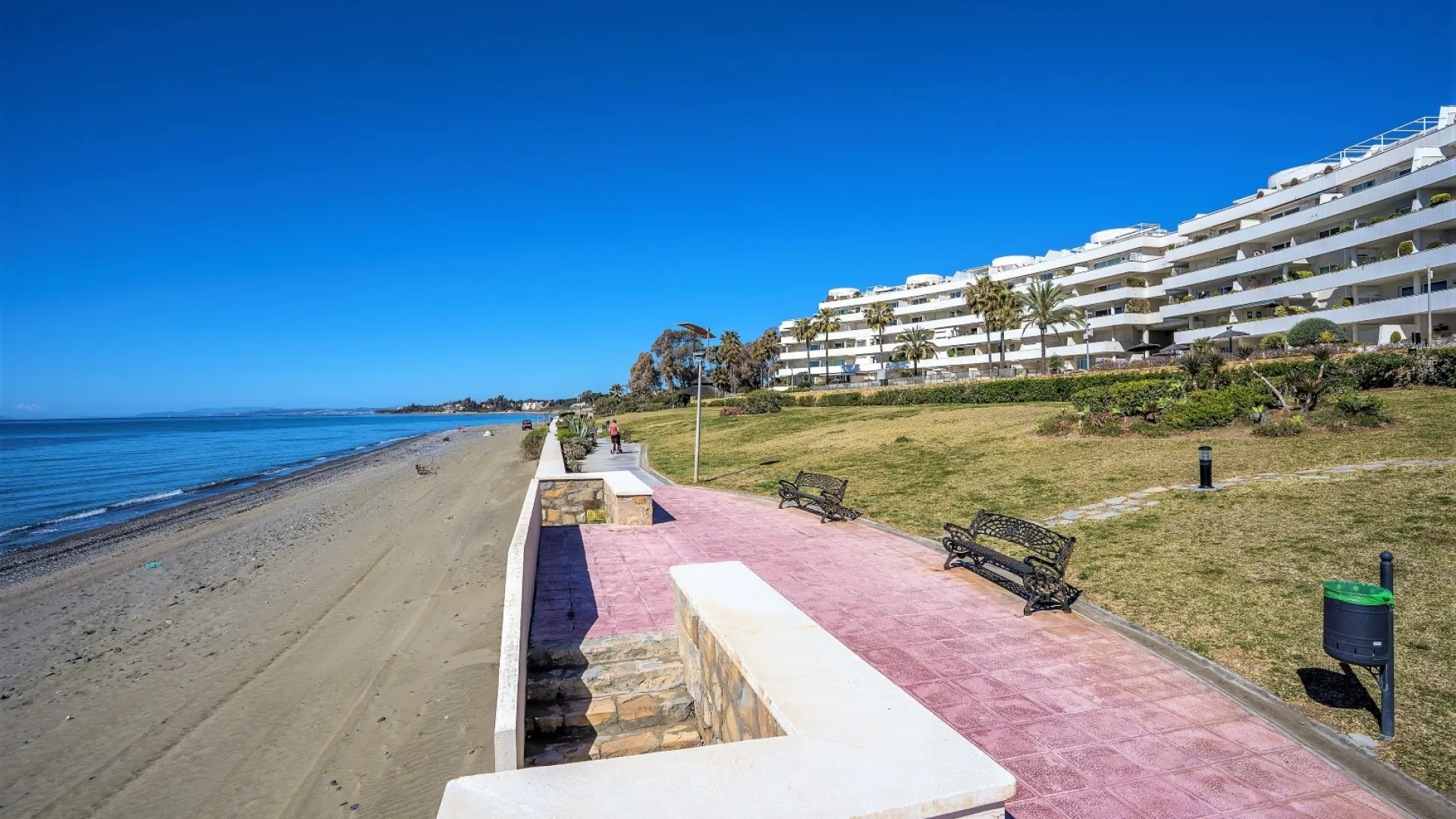 Los Granados Playa, apartamento en venta con 4 dormitorios