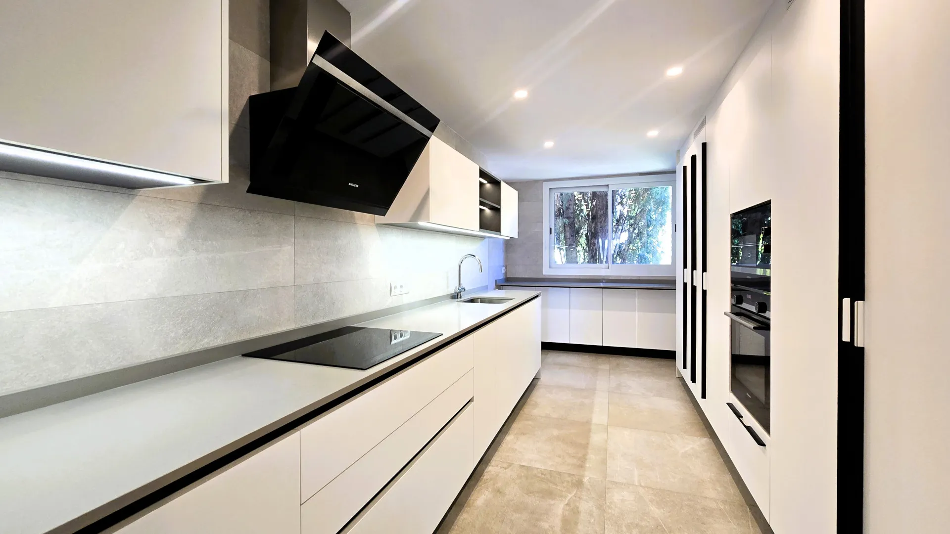 For sale Marina Puente Romano duplex penthouse with 4 bedrooms
