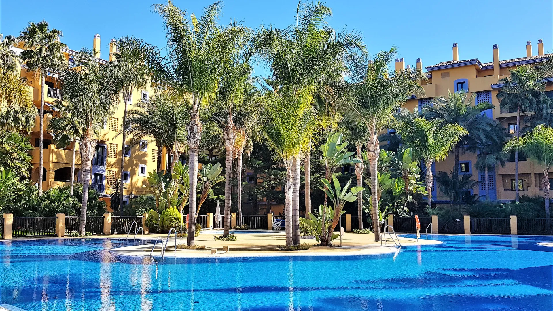 For sale ground floor apartment in San Pedro Playa