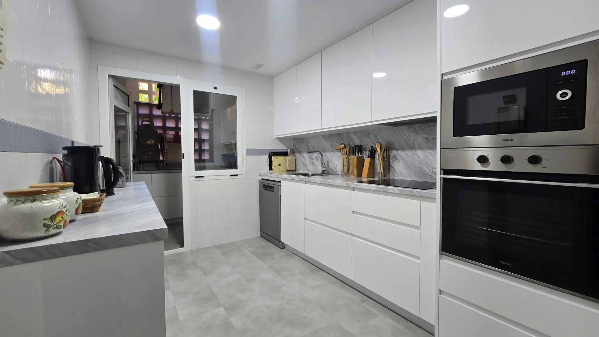For sale ground floor apartment in San Pedro Playa