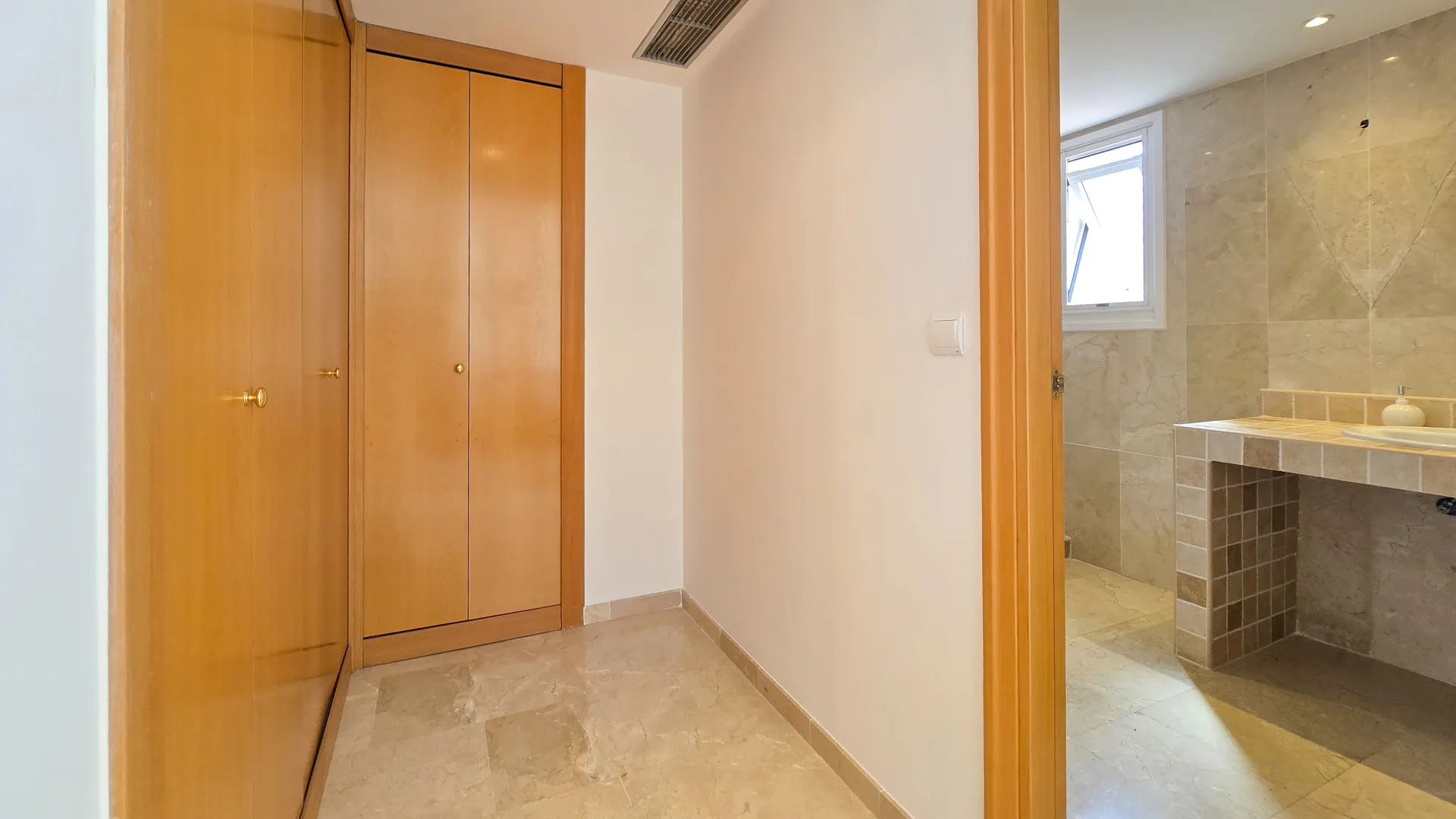 Buy Guadalmina Alta duplex penthouse with 3 bedrooms