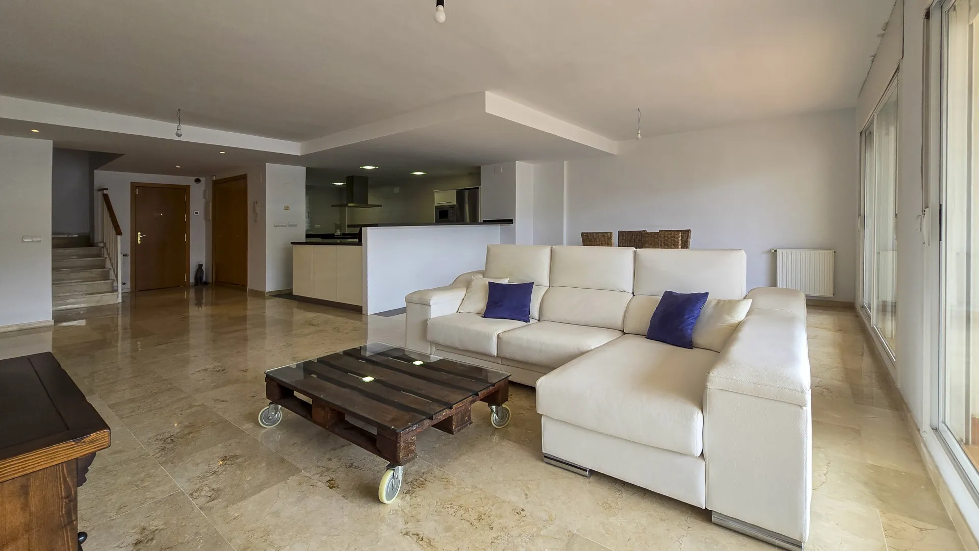 Buy Guadalmina Alta duplex penthouse with 3 bedrooms