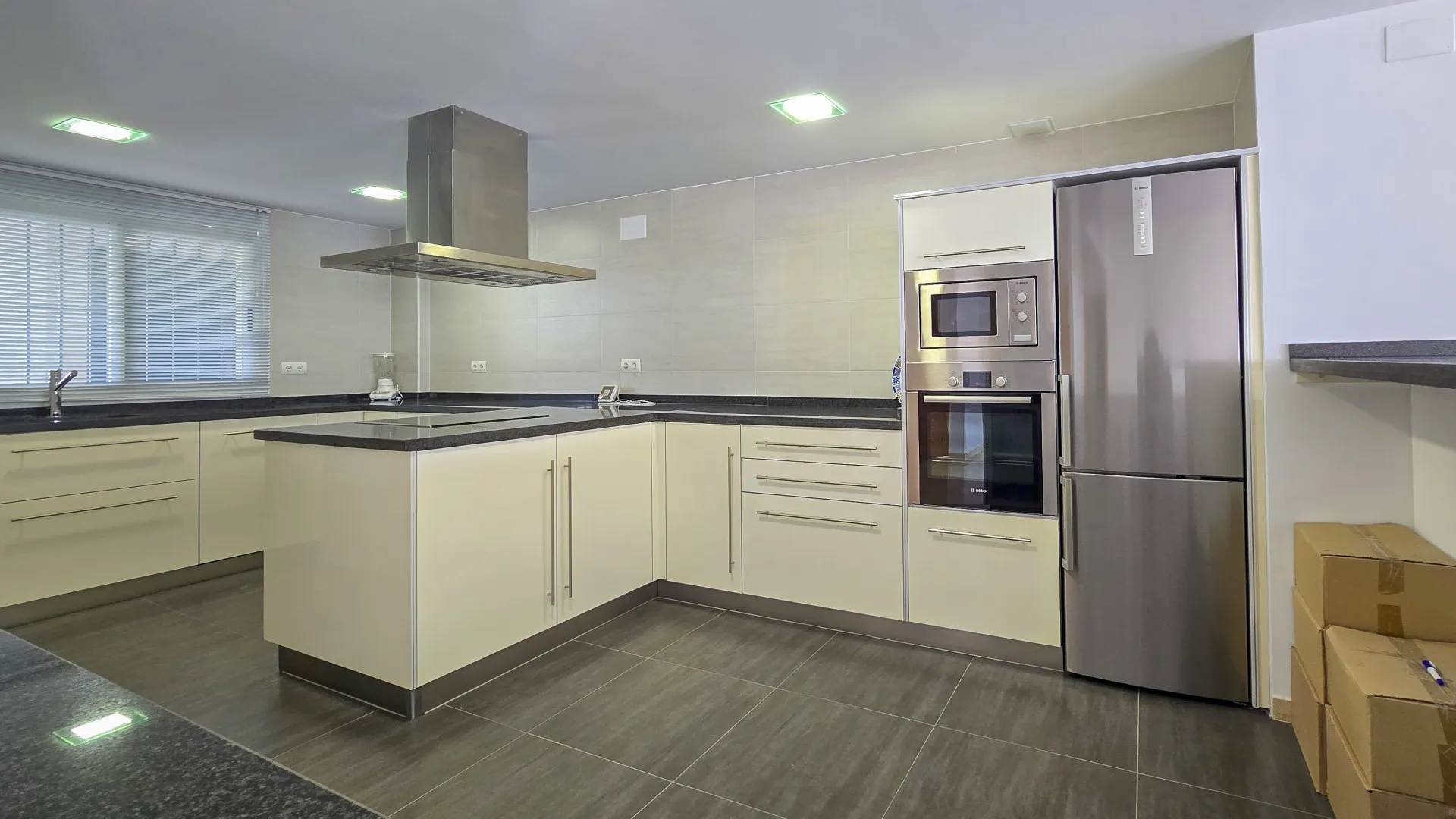 Buy Guadalmina Alta duplex penthouse with 3 bedrooms