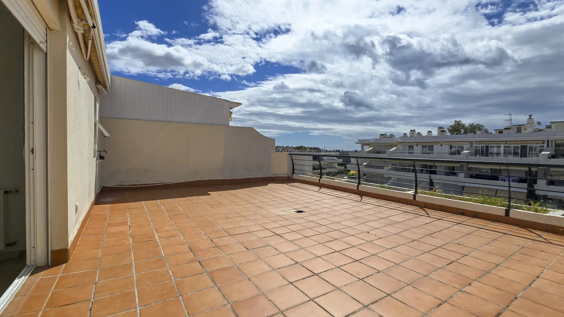 Buy Guadalmina Alta duplex penthouse with 3 bedrooms