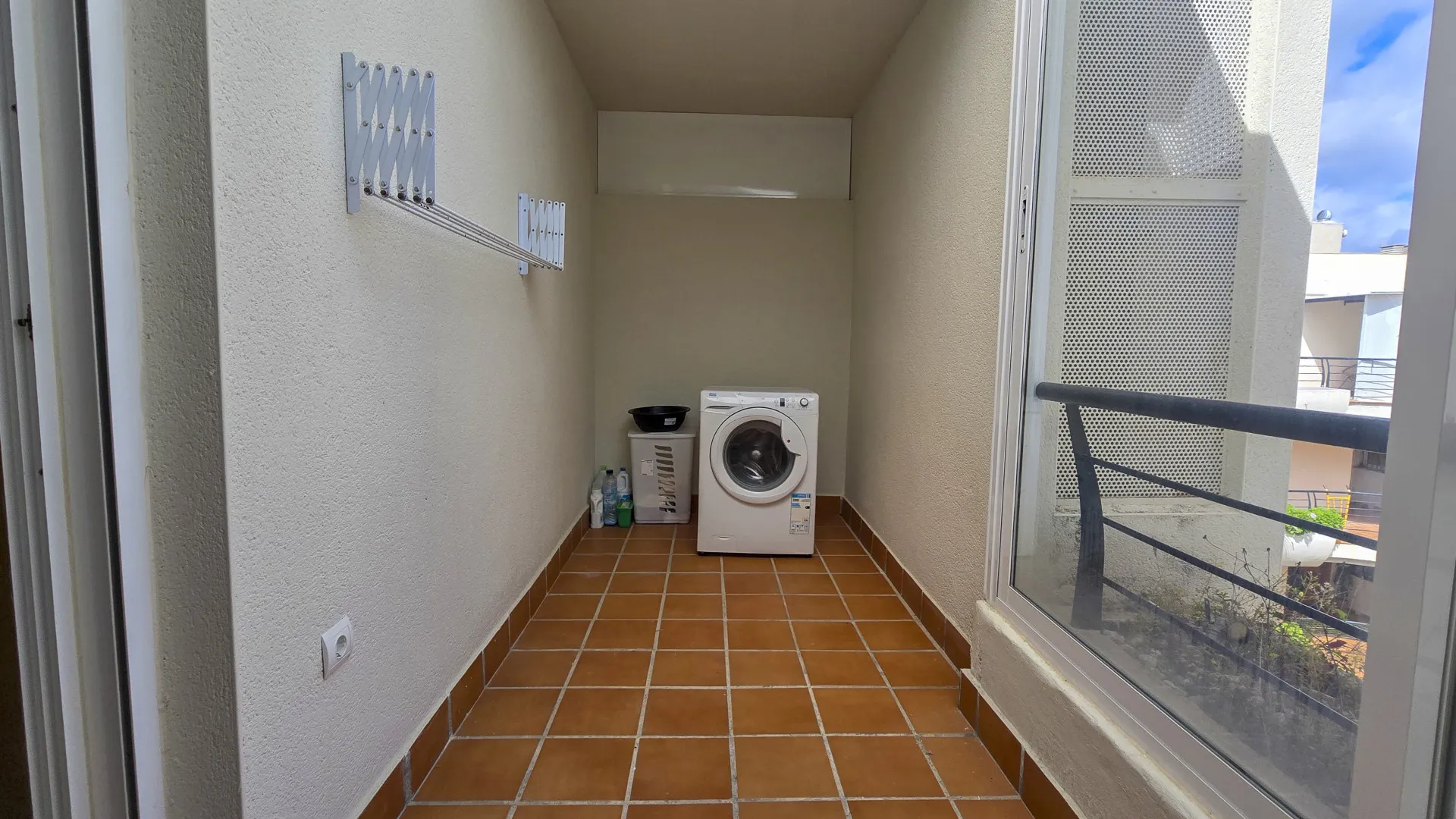 Buy Guadalmina Alta duplex penthouse with 3 bedrooms