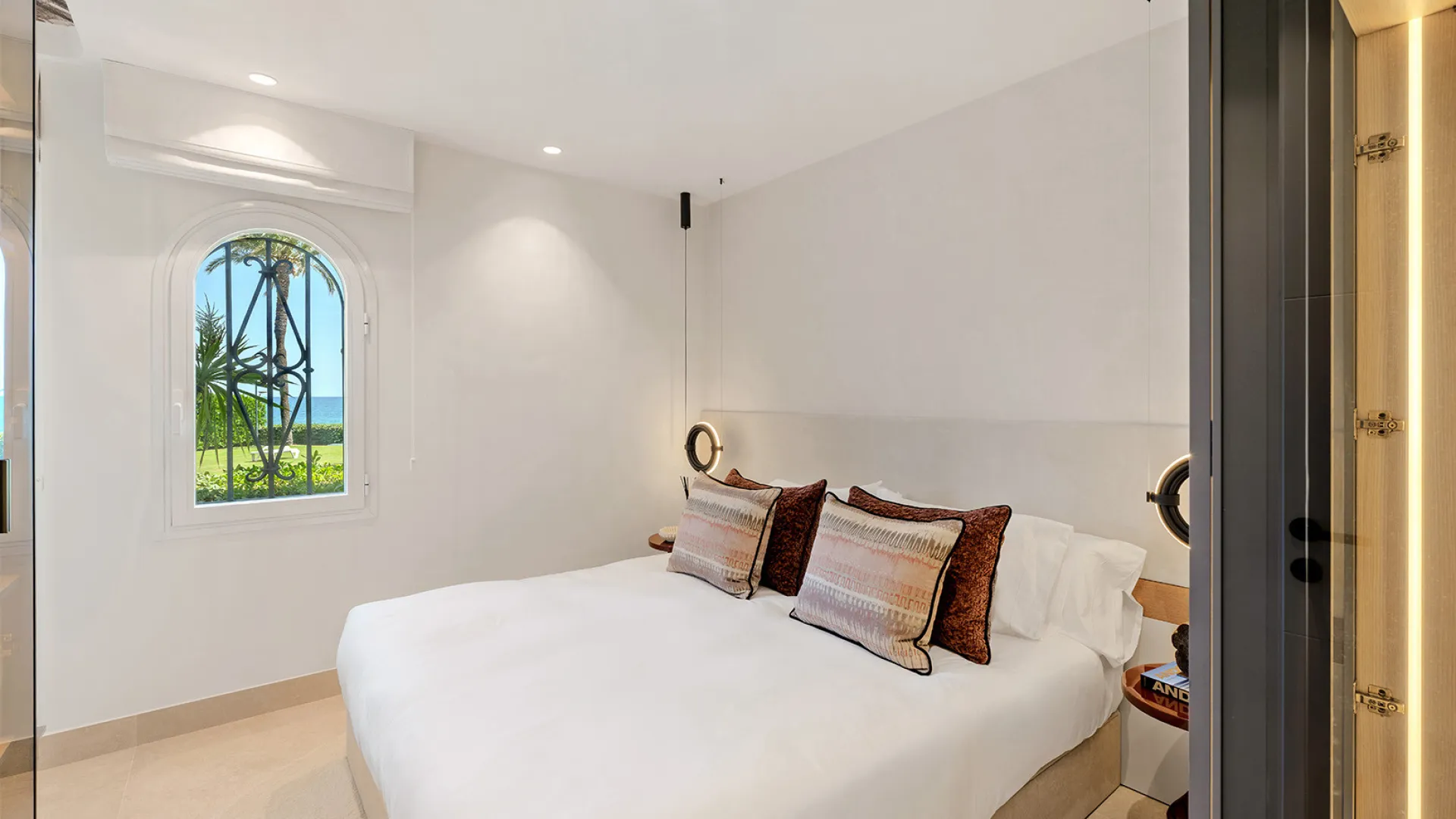 For sale ground floor apartment in Alcazaba Beach