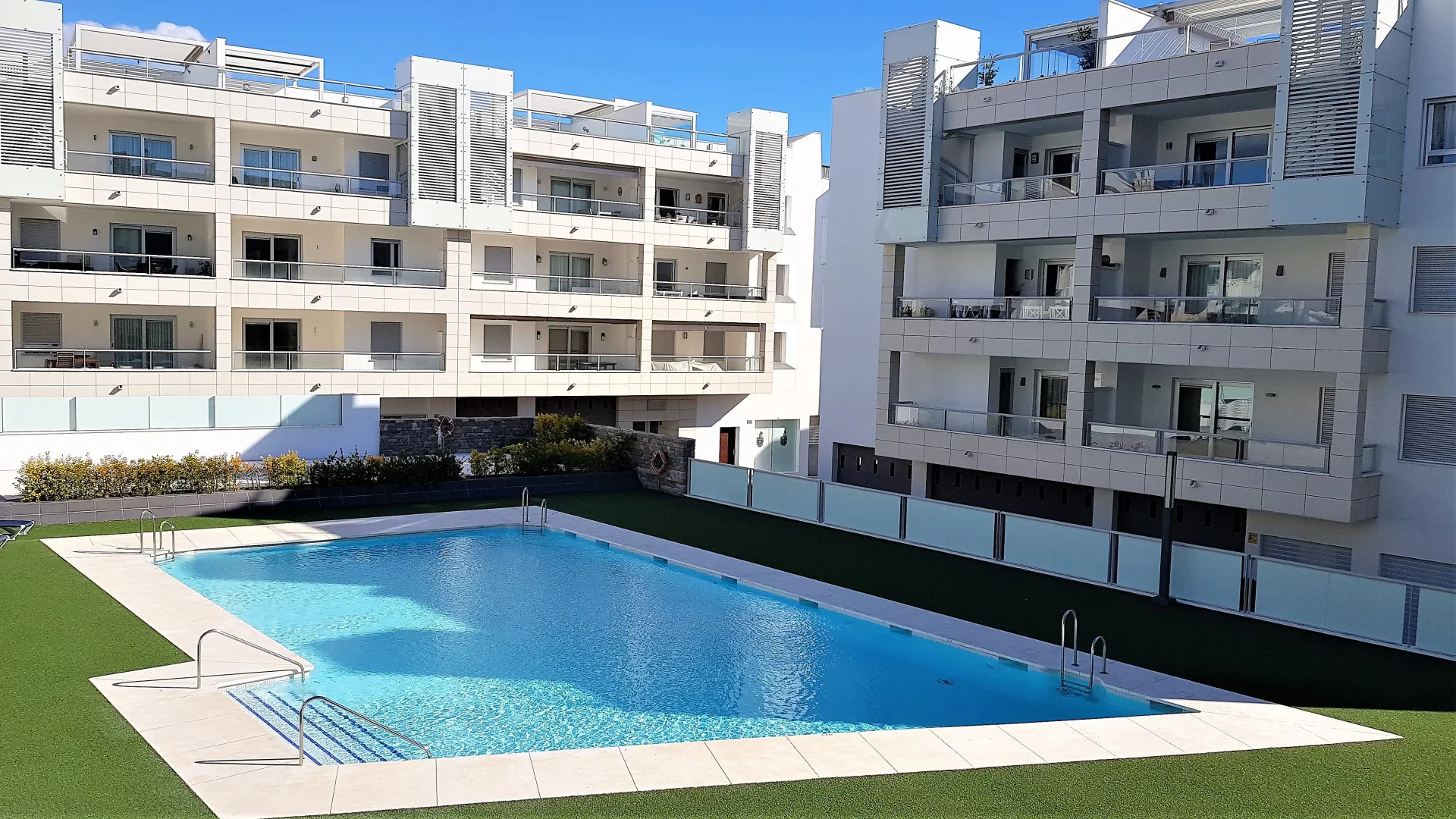 Buy apartment in San Pedro Playa with 3 bedrooms