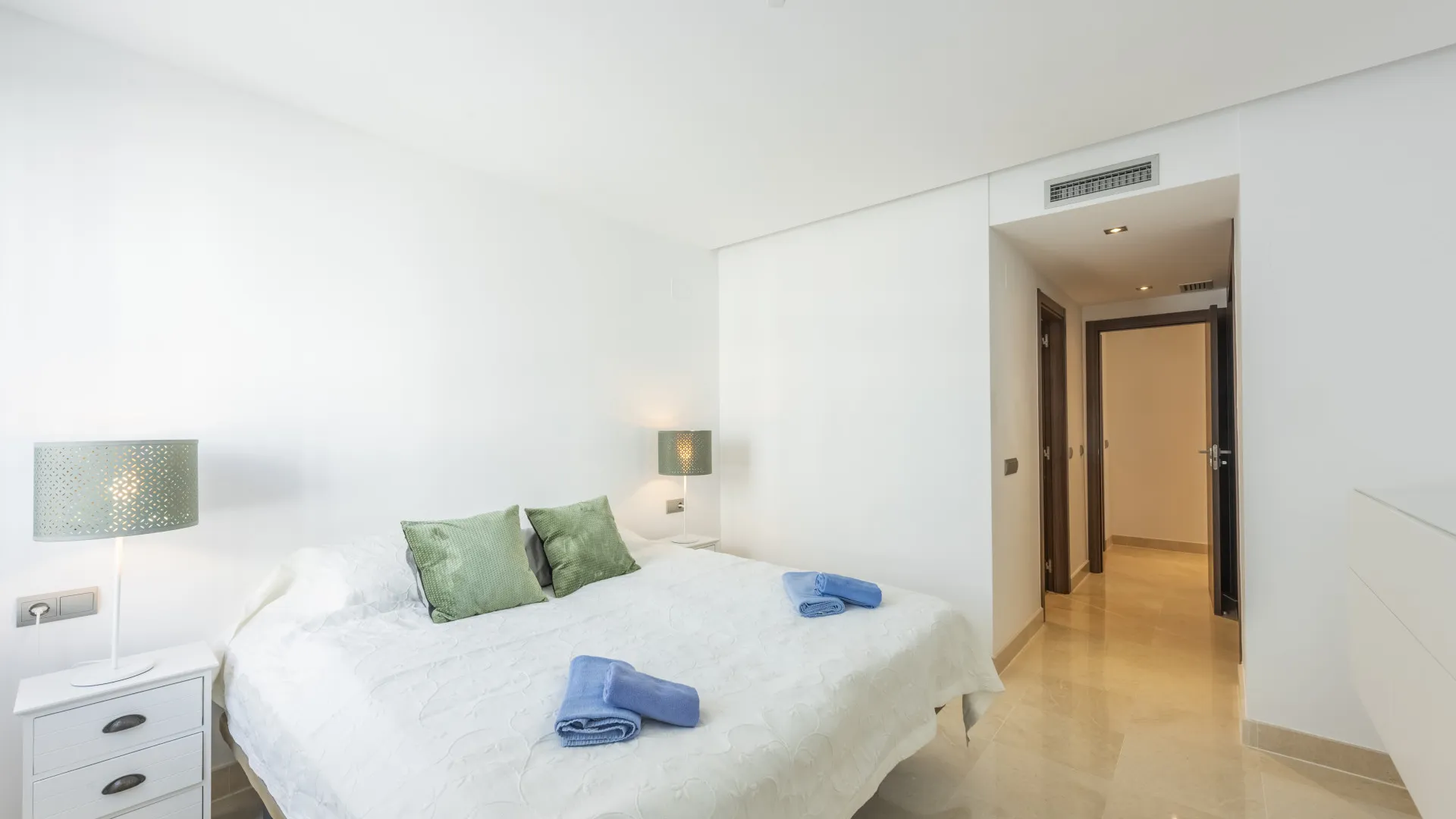 Buy apartment in San Pedro Playa with 3 bedrooms