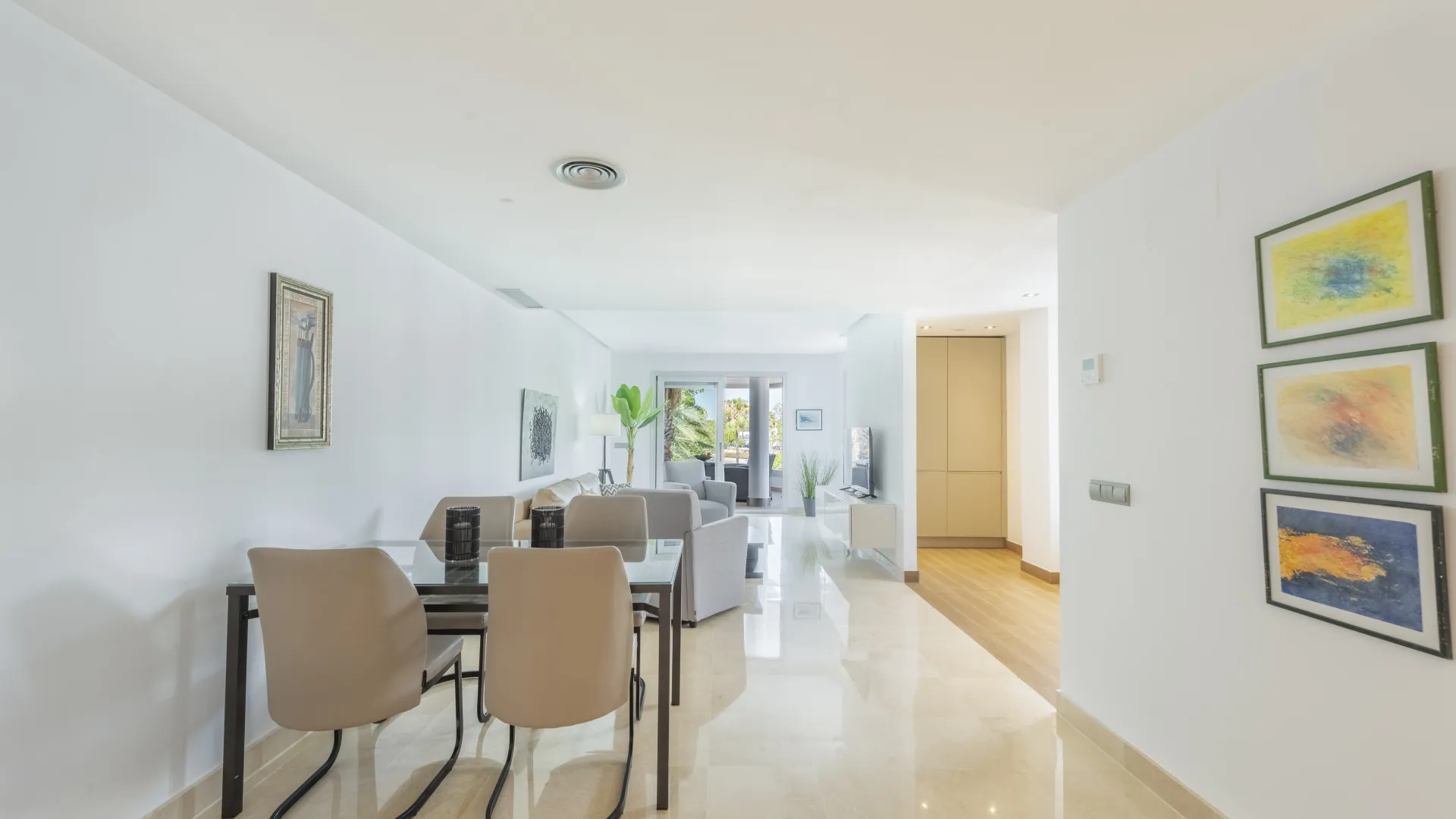 Buy apartment in San Pedro Playa with 3 bedrooms