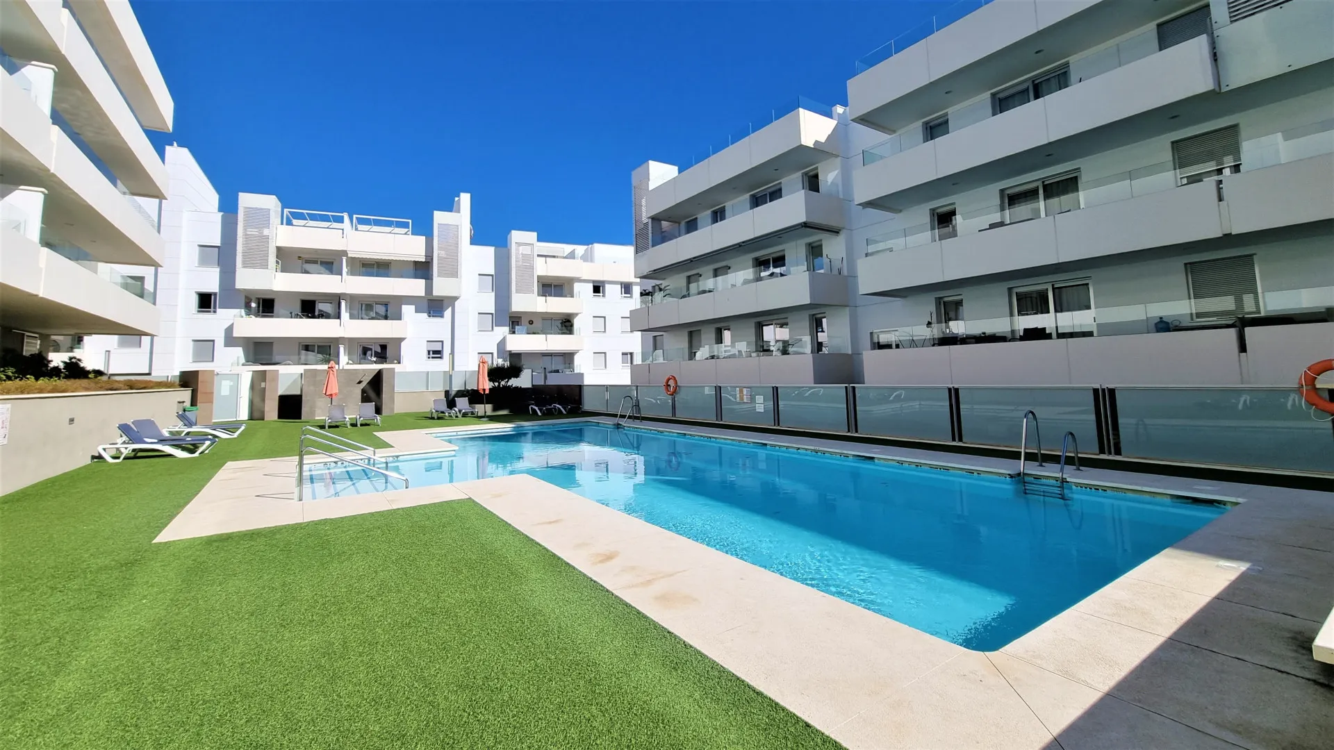 Buy apartment in San Pedro Playa with 3 bedrooms