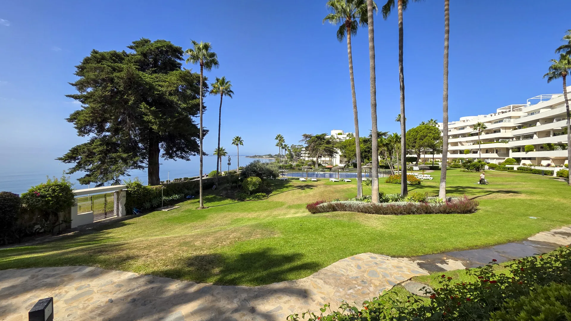 3 bedrooms Los Granados Playa ground floor apartment for sale