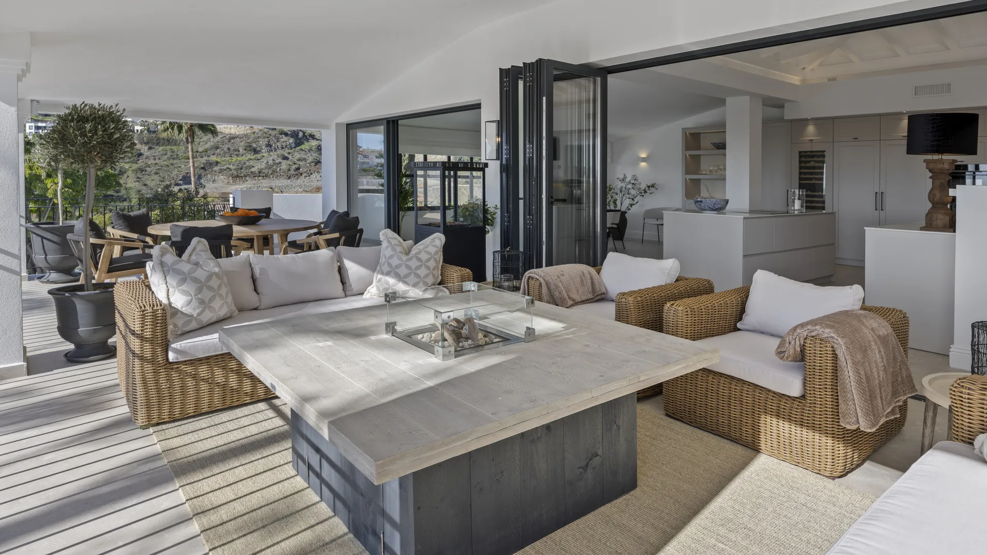 Altos del Paraiso villa for sale