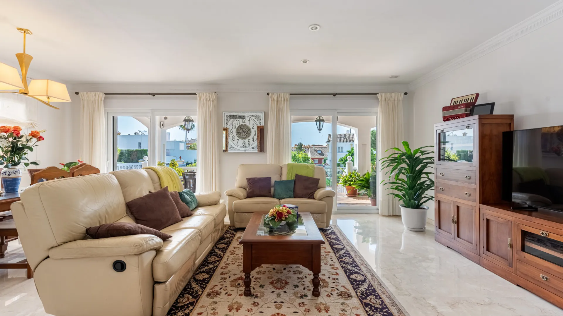 For sale villa in San Pedro de Alcantara